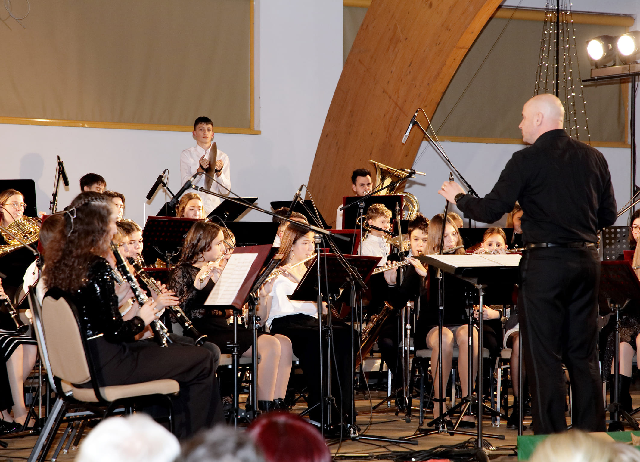 Koncert orkestrov in zborov