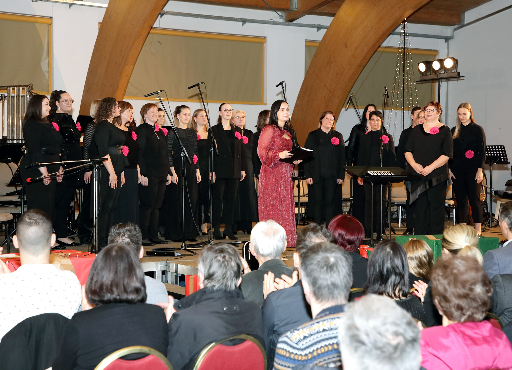 Koncert orkestrov in zborov