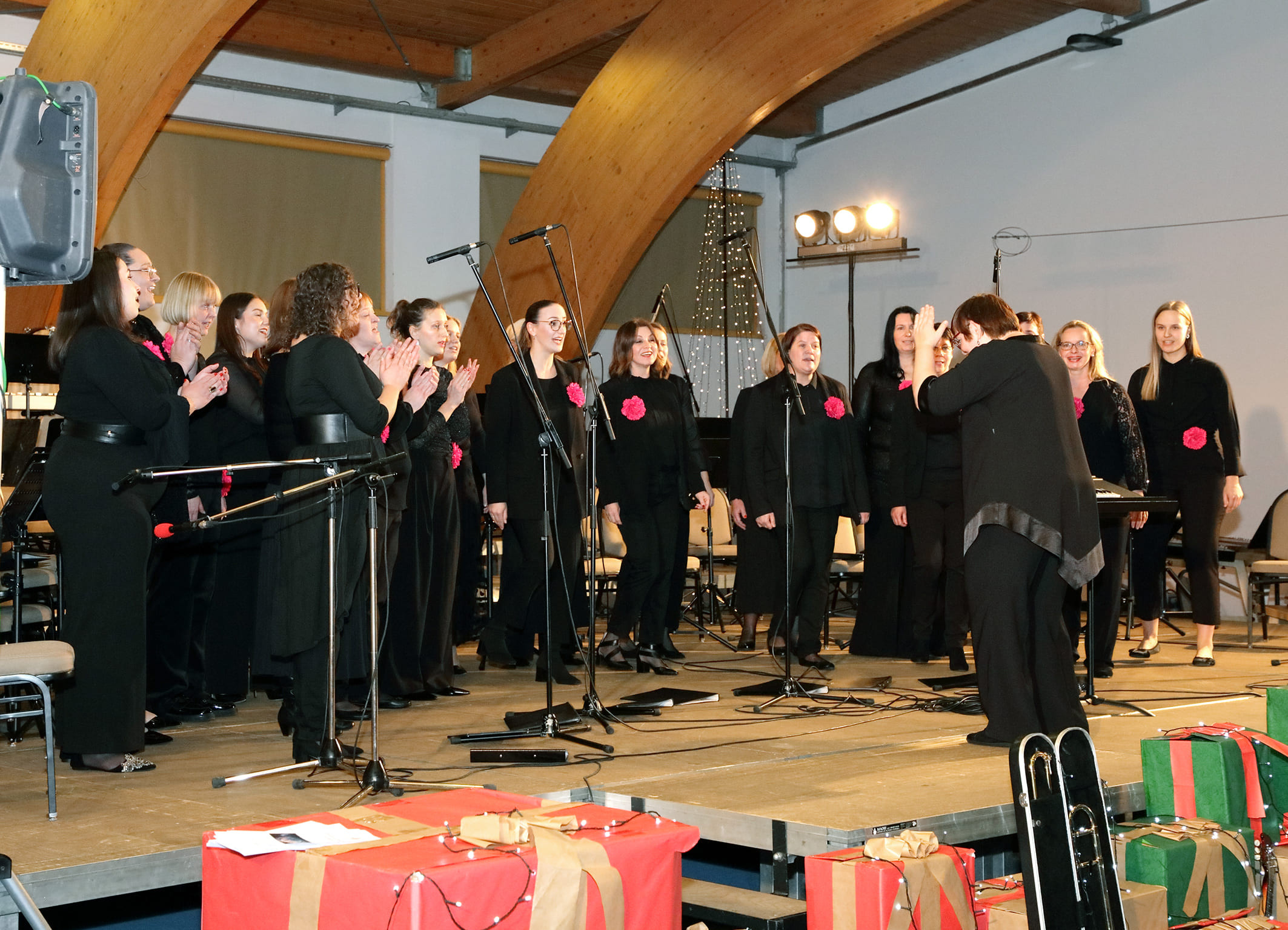 Koncert orkestrov in zborov