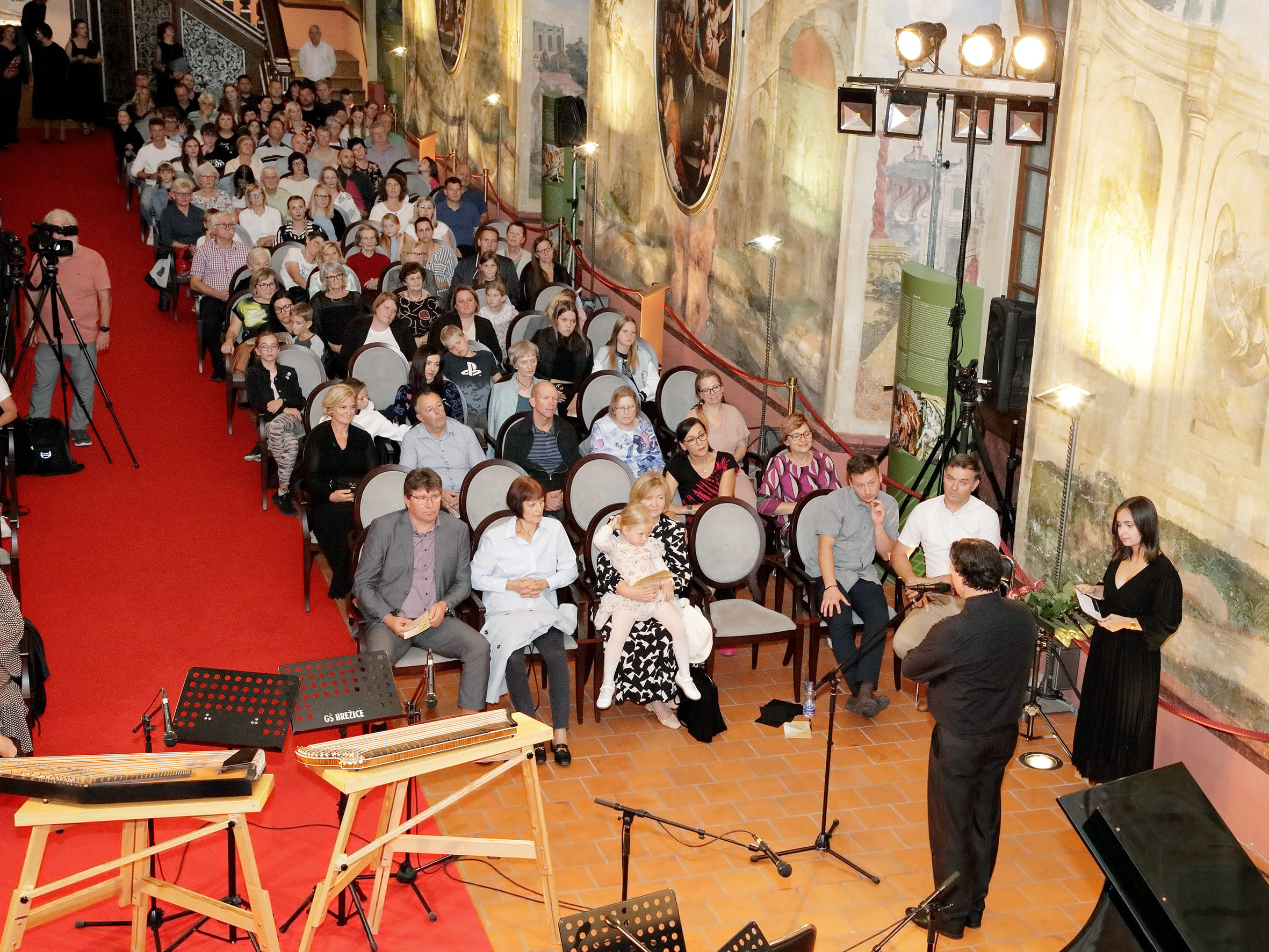Koncert učiteljev Glasbene šole Brežice