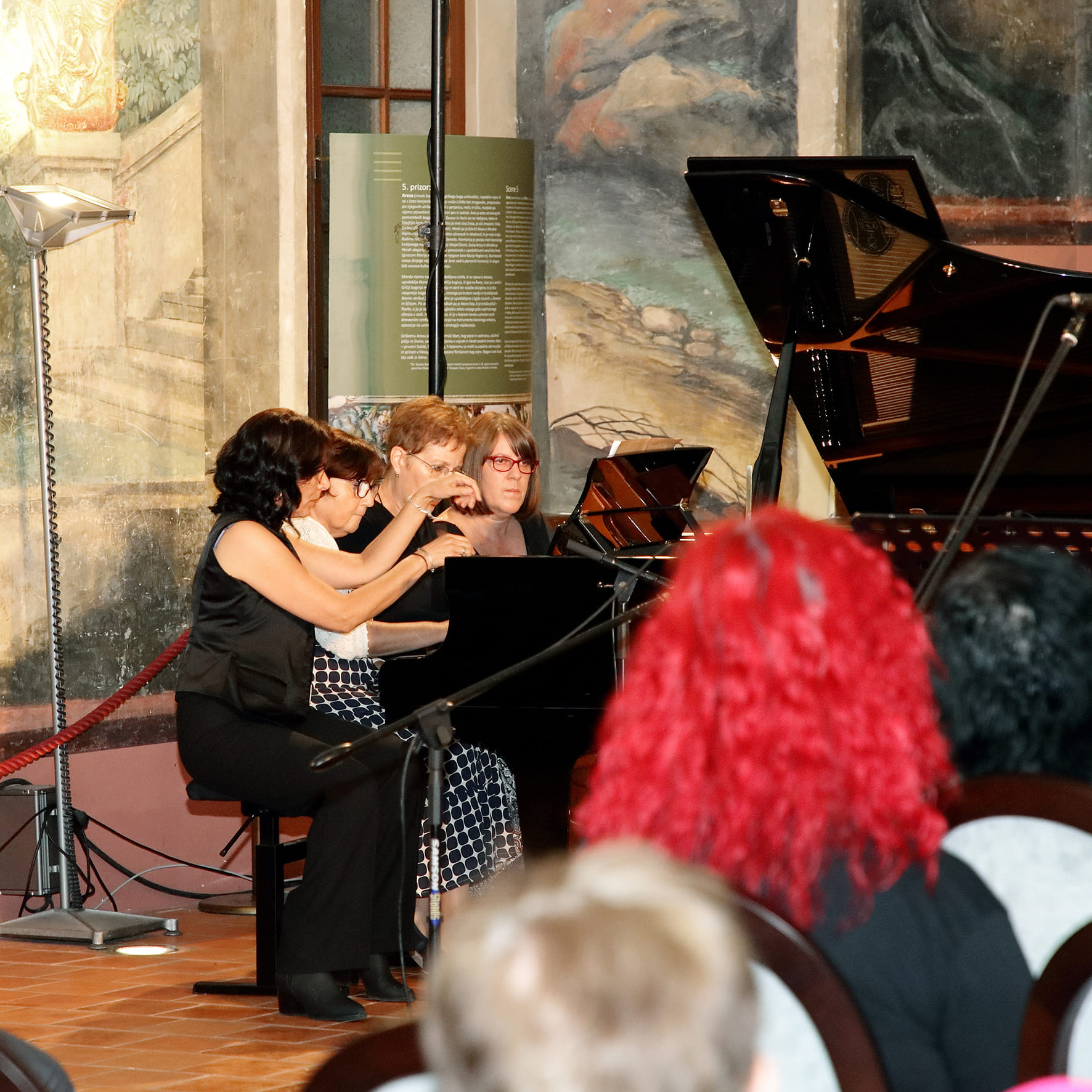 Koncert učiteljev Glasbene šole Brežice