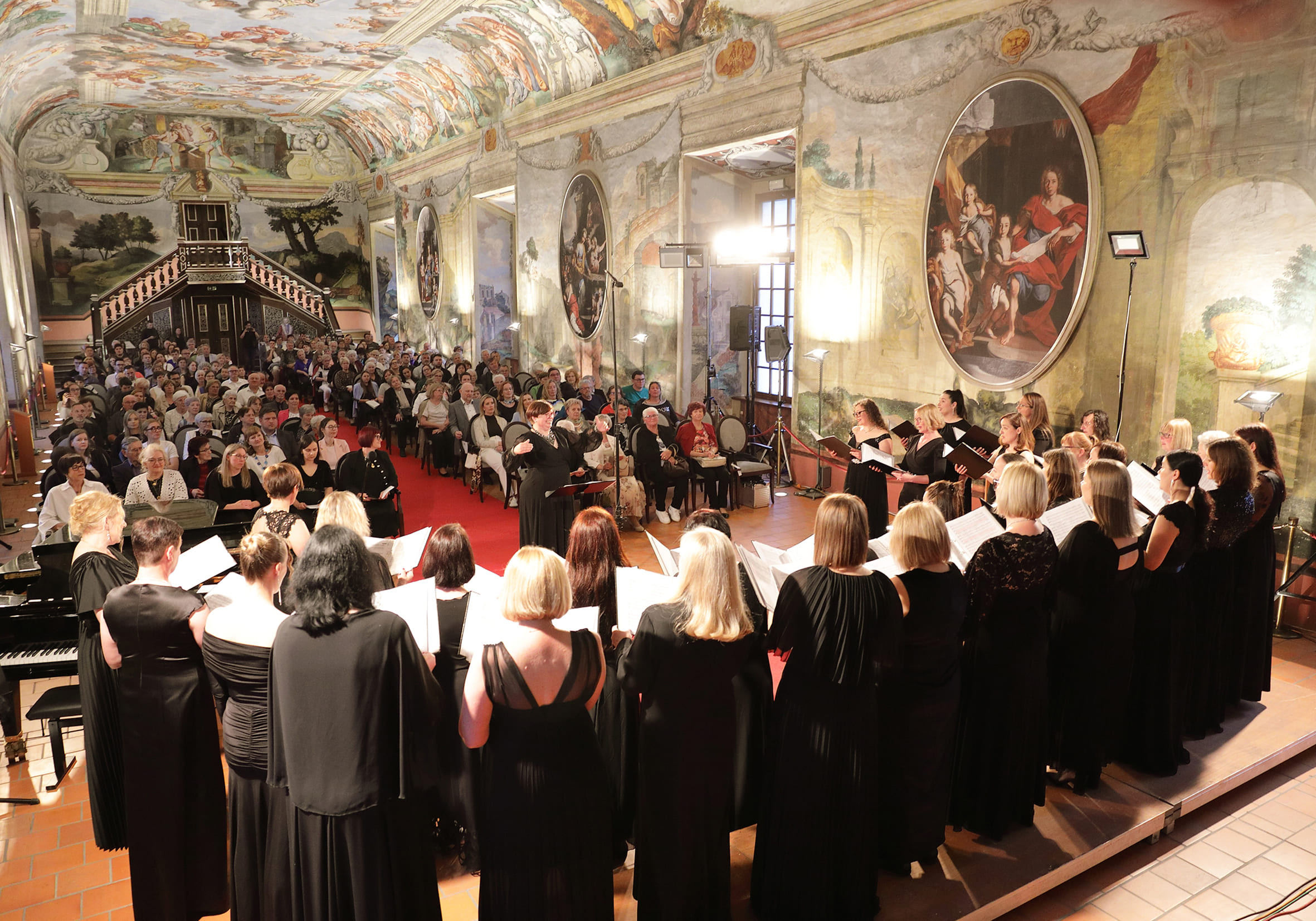 Koncert vokalne skupine Solzice