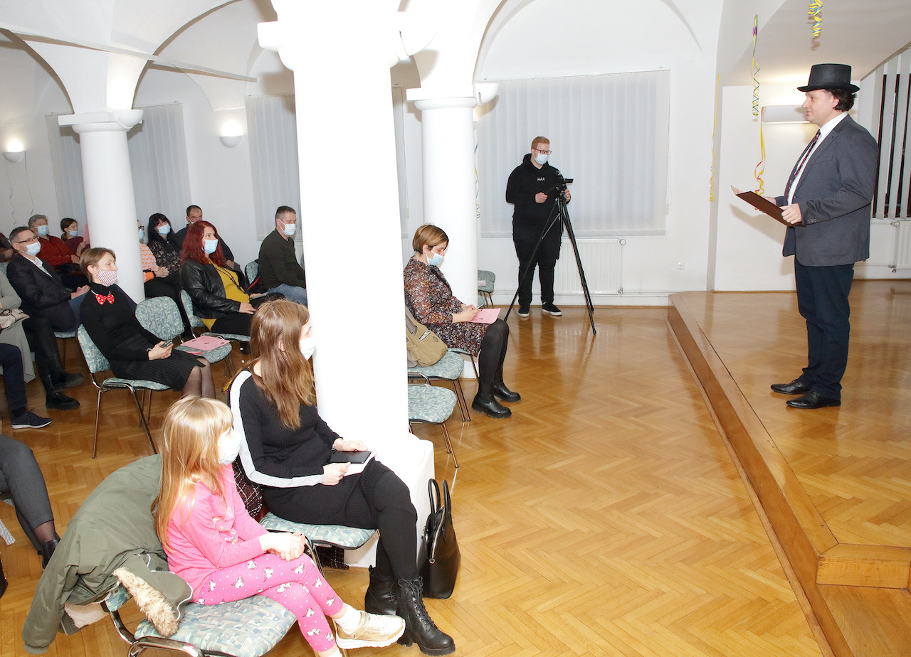 Naša prihodnost 2022 I