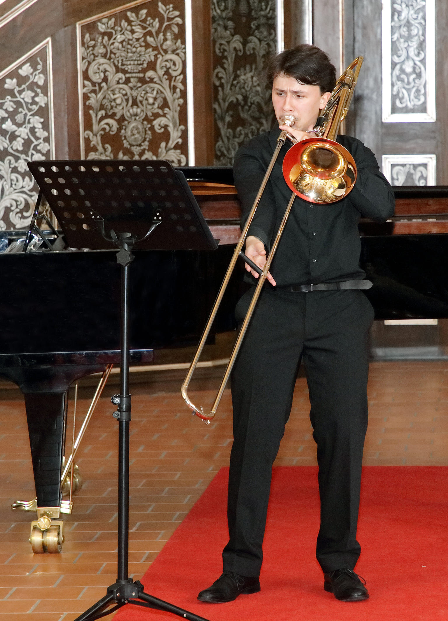 Predmaturitetni recital pozavnista Antona Ajstra