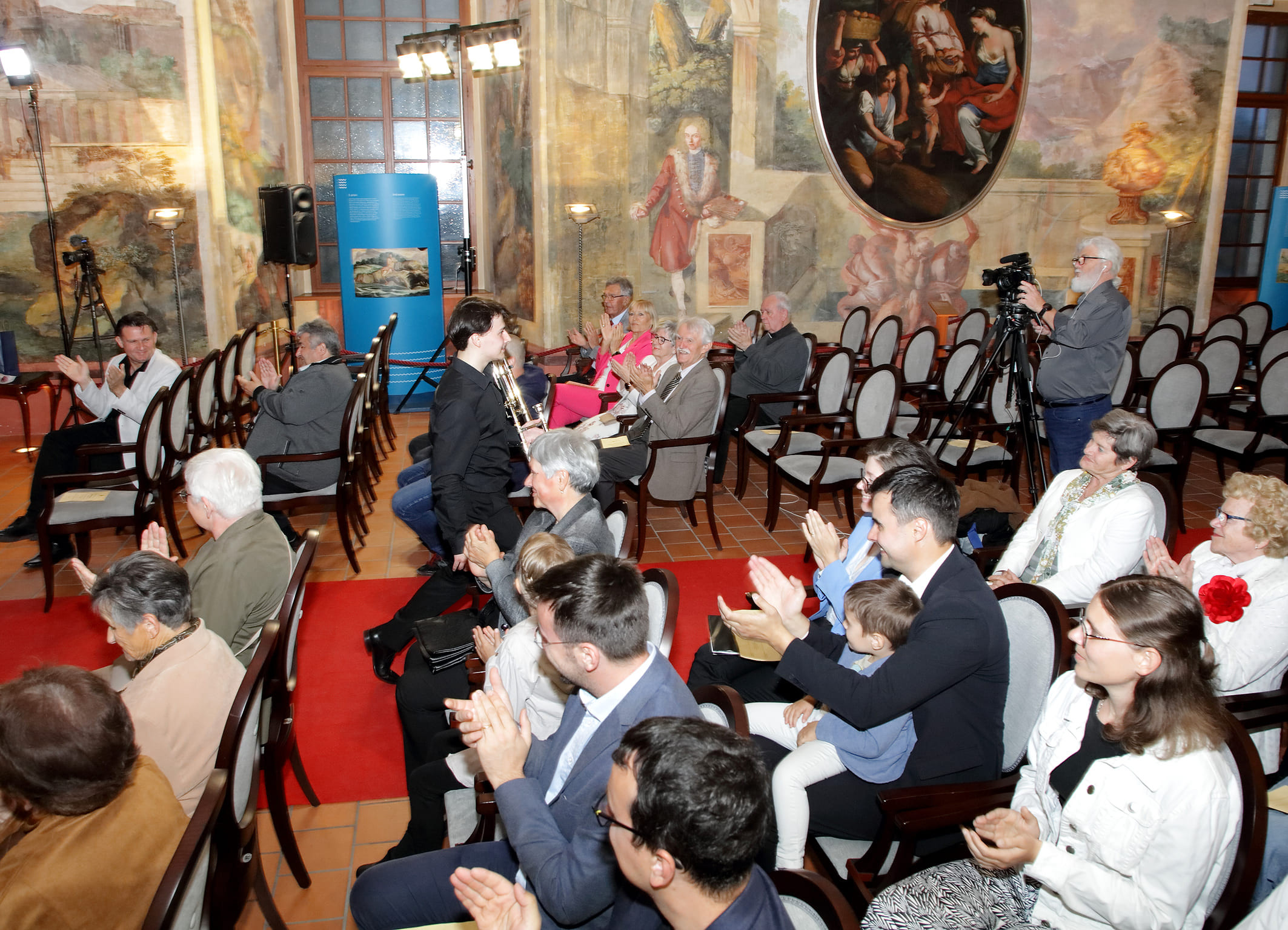 Predmaturitetni recital pozavnista Antona Ajstra