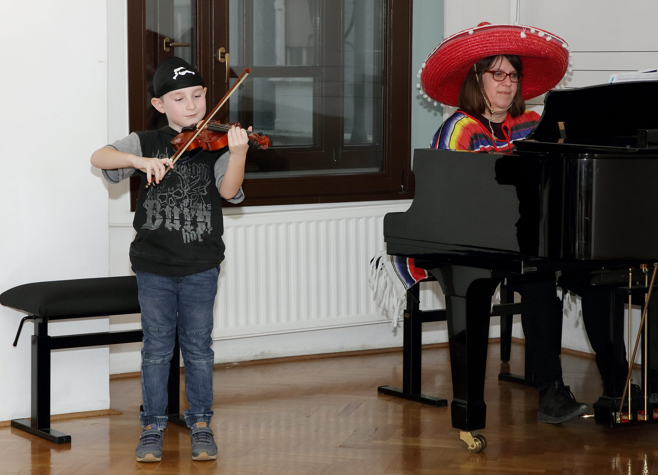 Pustni koncert Naša prihodnost