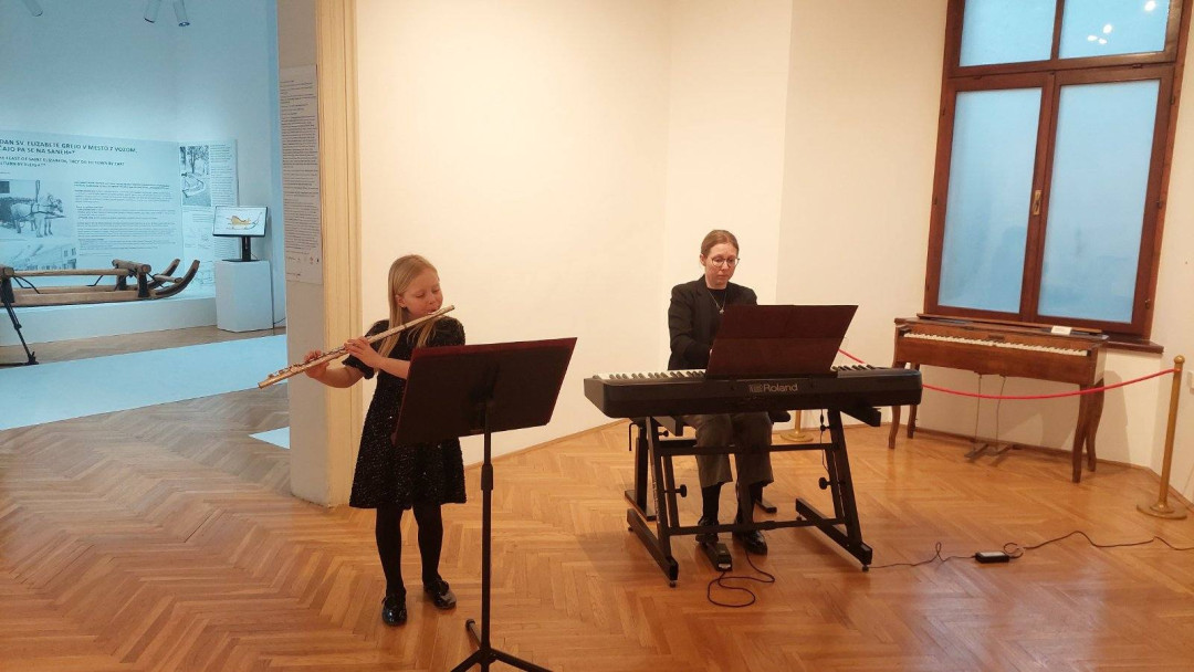 Razstava »Na saneh od baroka do danes«