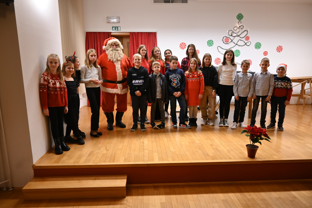 Božično-novoletni nastop