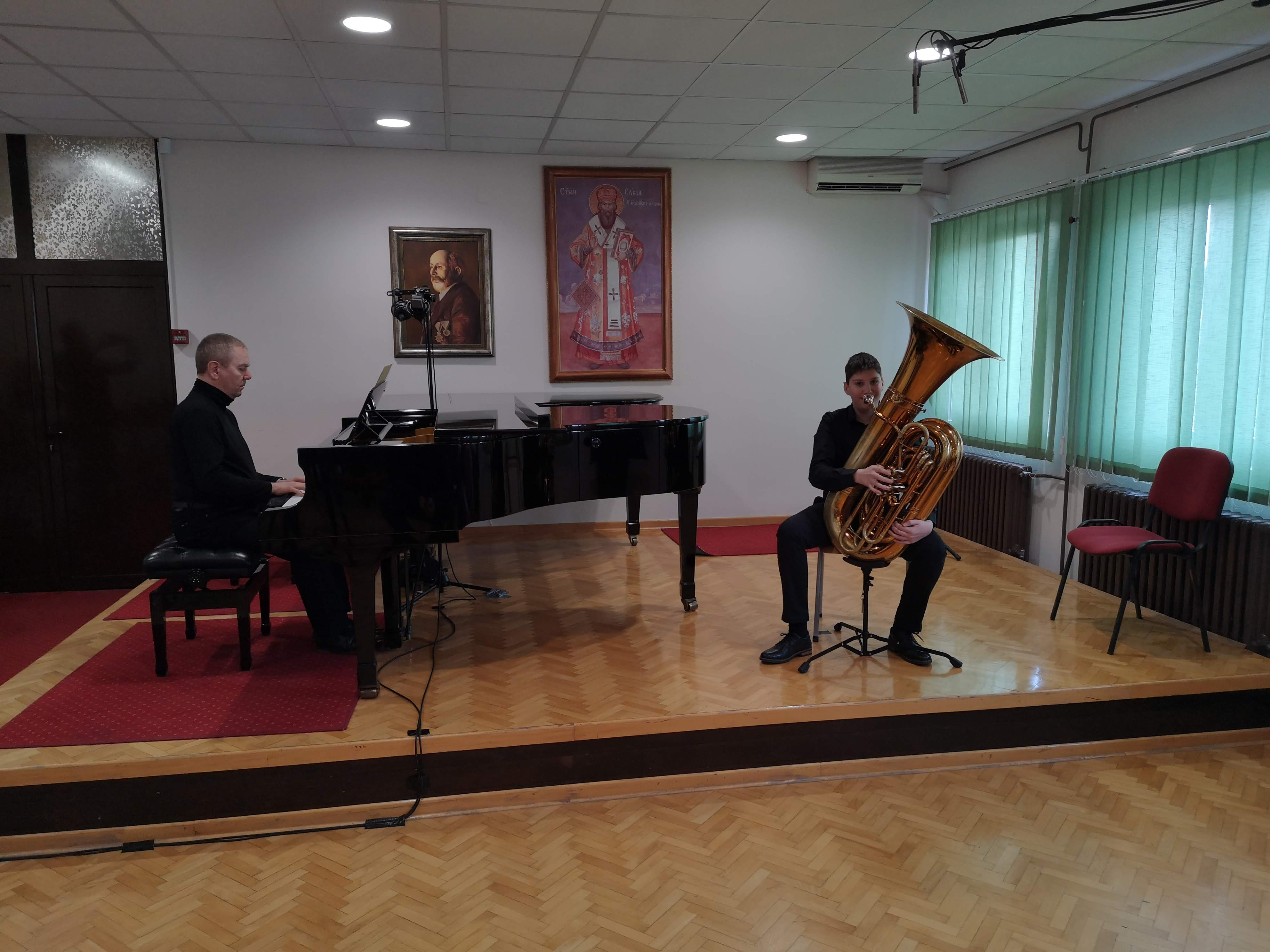 Izjemen uspeh učencev Glasbene šole Krško na XXI. mednarodnem tekmovanju Davorin Jenko v Beogradu