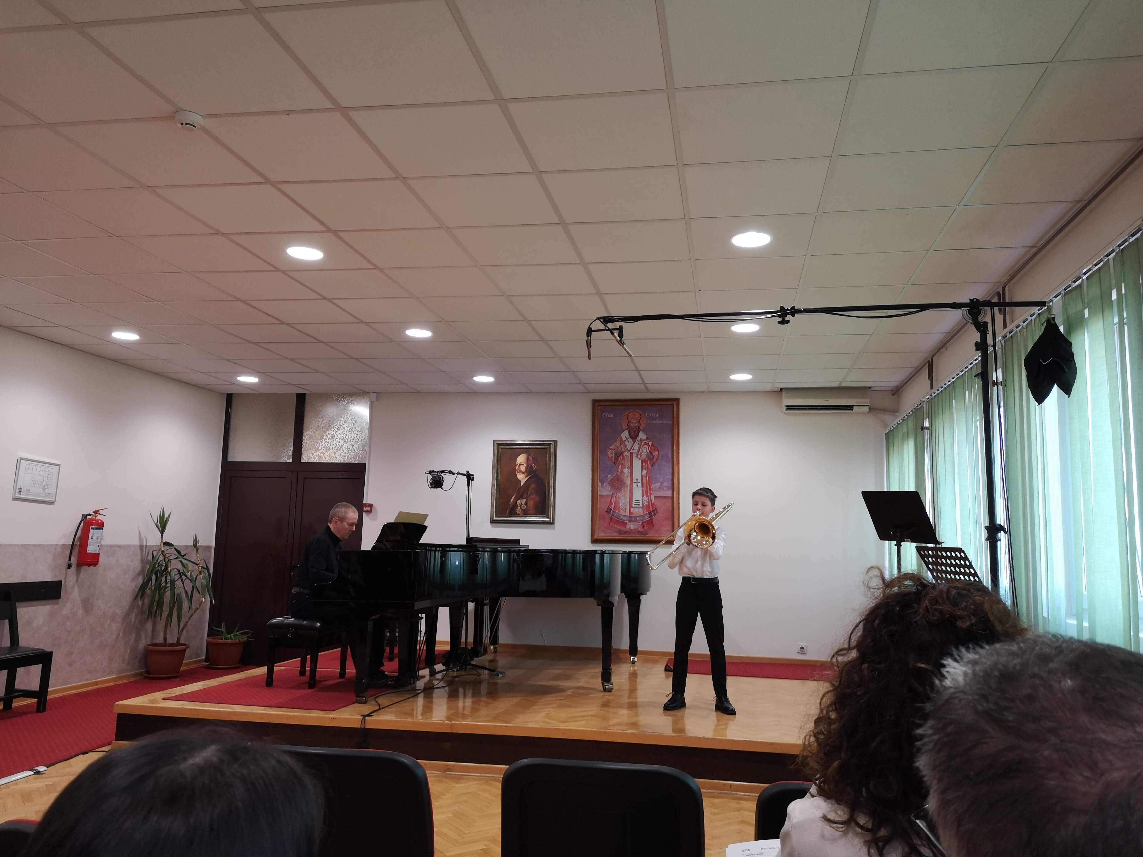 Izjemen uspeh učencev Glasbene šole Krško na XXI. mednarodnem tekmovanju Davorin Jenko v Beogradu