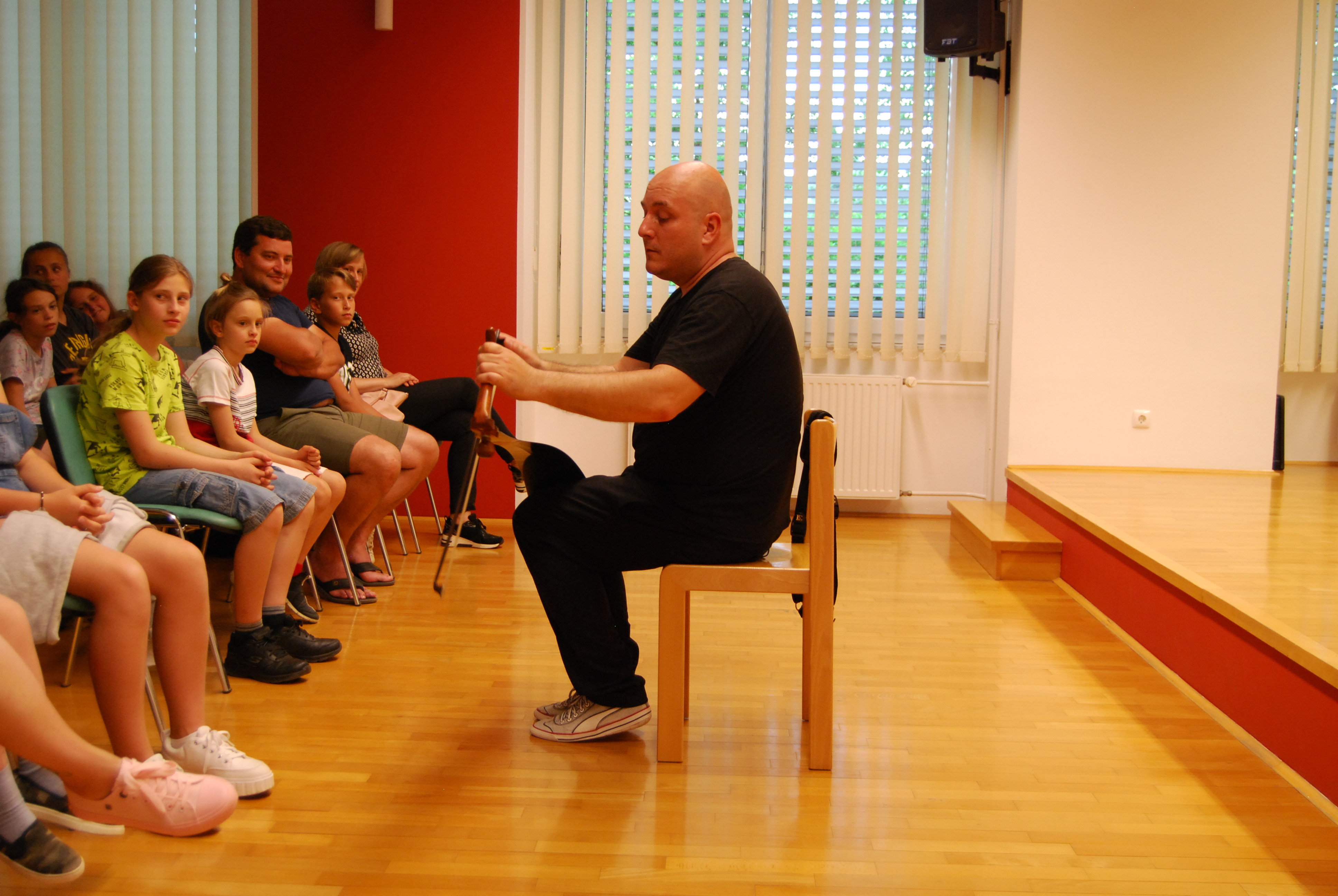 Nastop multiinštrumentalista Boštjana Gombača