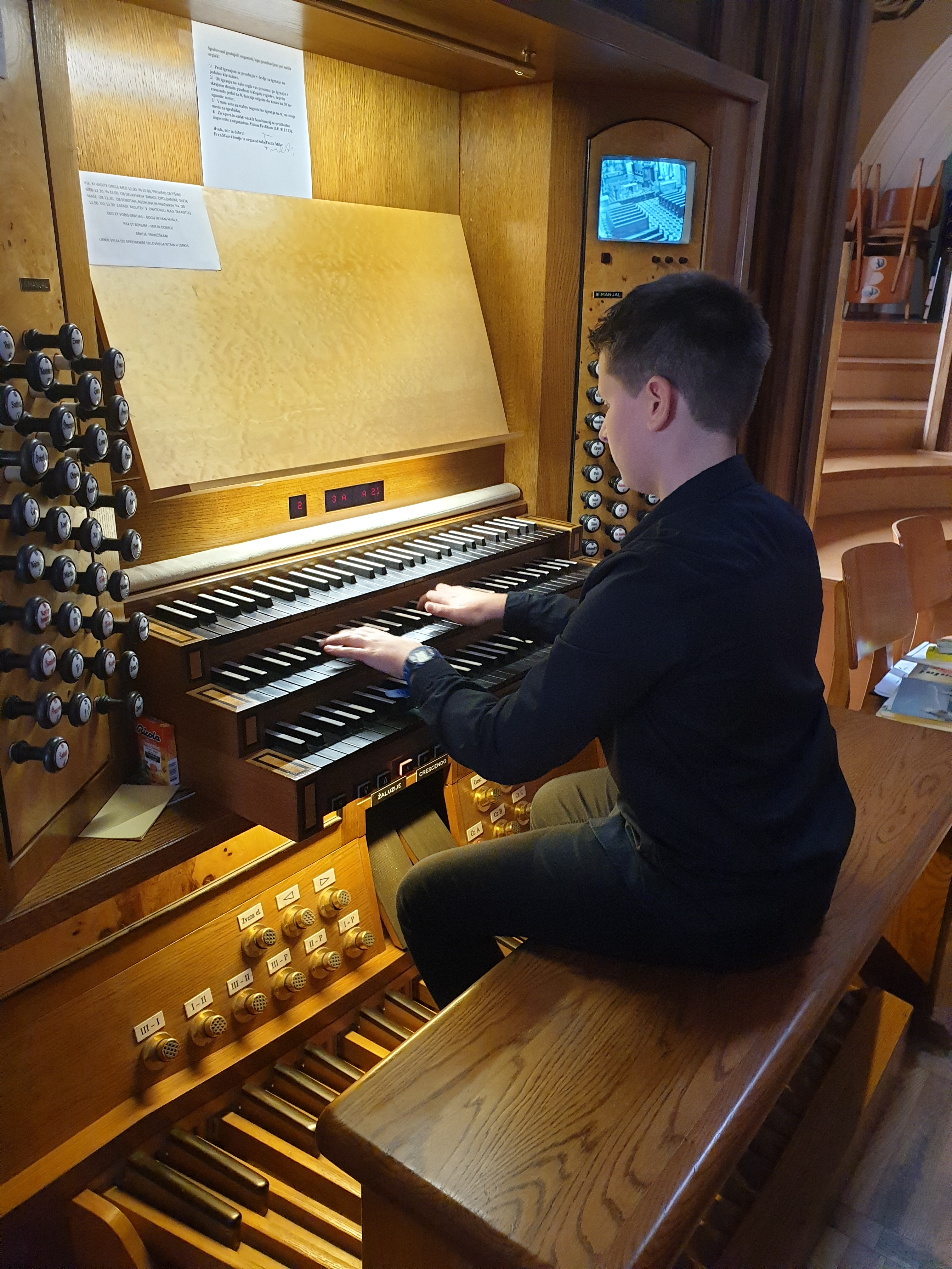 Ogled orgel v Ljubljani