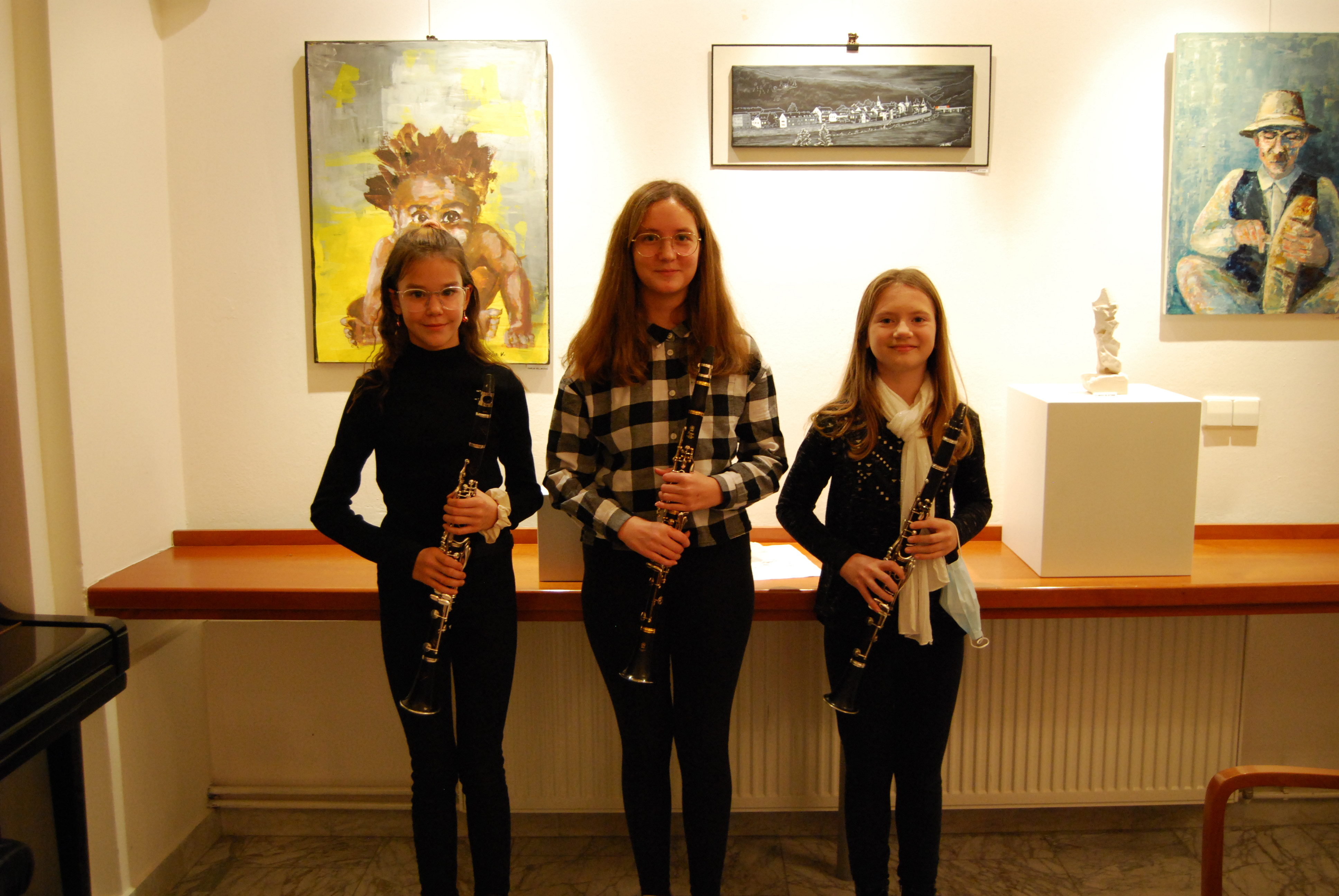 Otvoritev novoletne razstave Društva likovnikov OKO