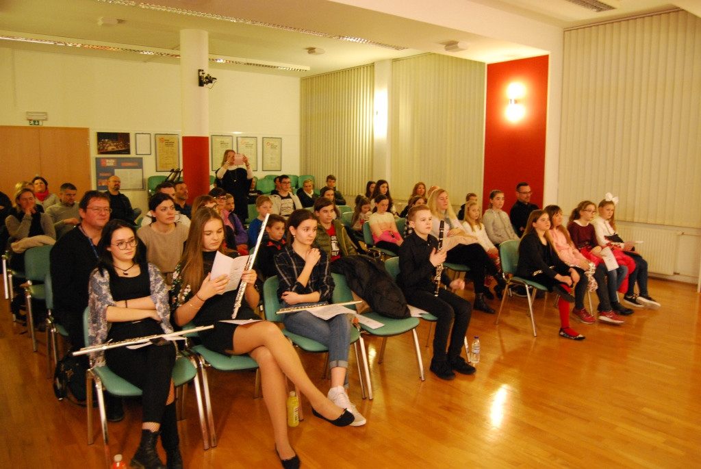 Skupni koncert učencev  Glazbene škole Zlatka Grgoševića Sesvete  in Glasbene šole Krško