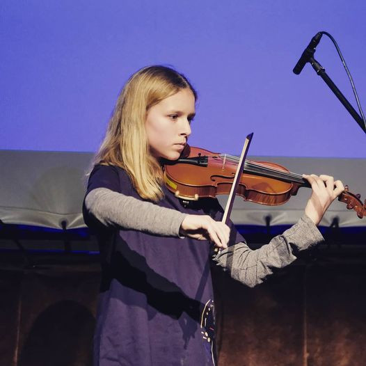 Uspeh naše violinistke Lucije Jakhel