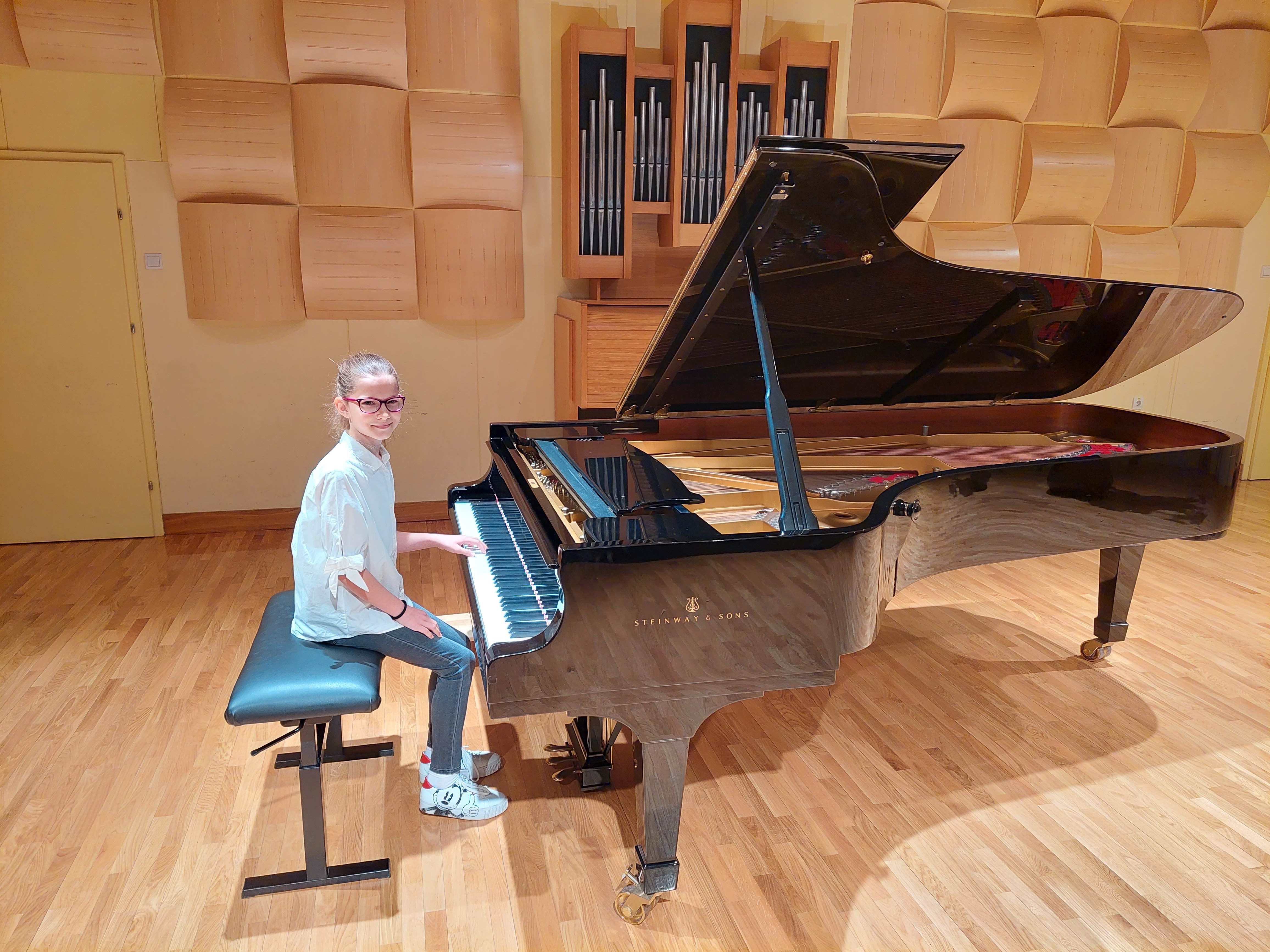 Uspeh naših pianistov na Mednarodnem tekmovanju Celeia 2022