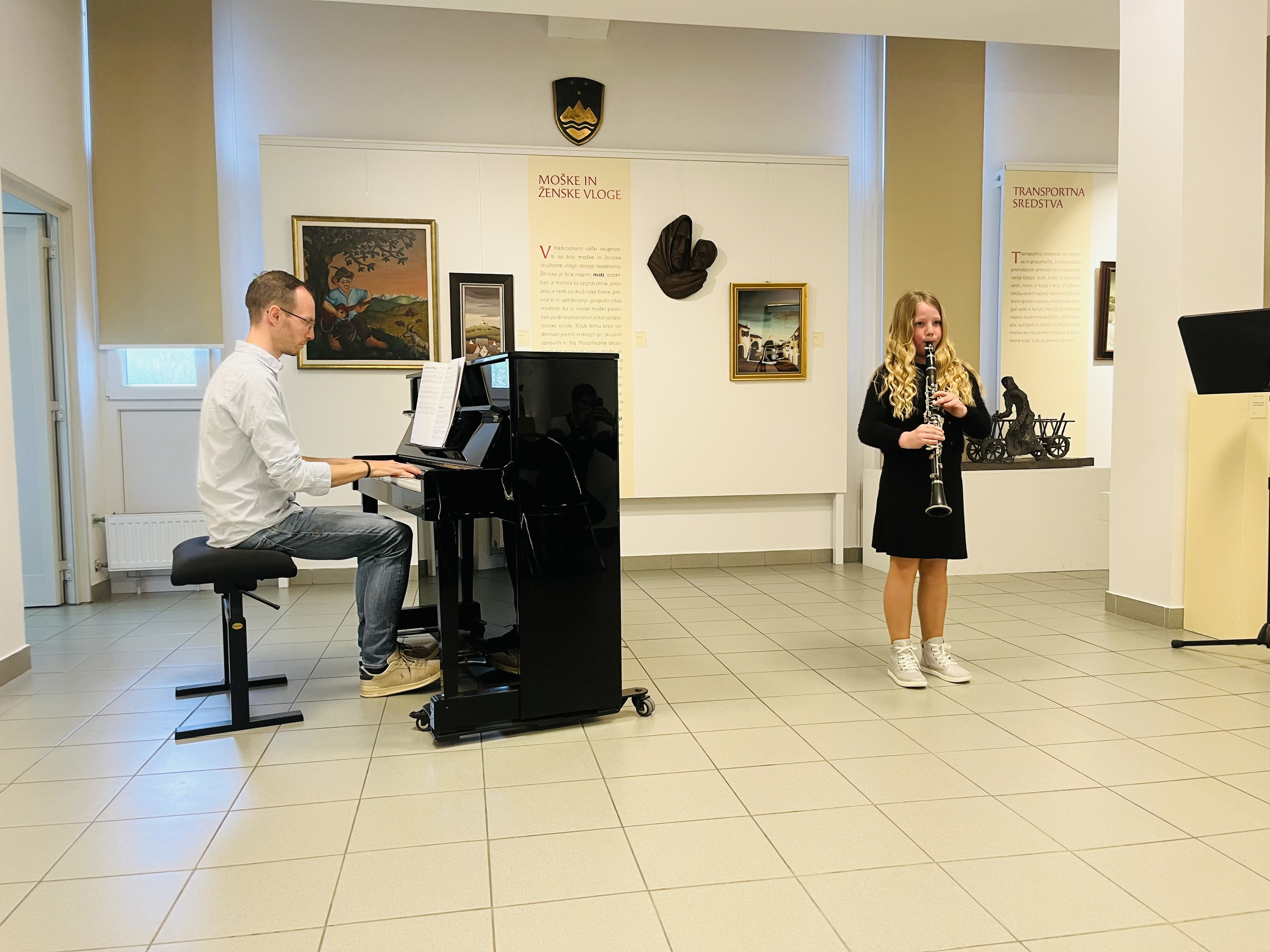 Četrti koncert iz cikla Mladi glasbeniki nastopajo v galeriji