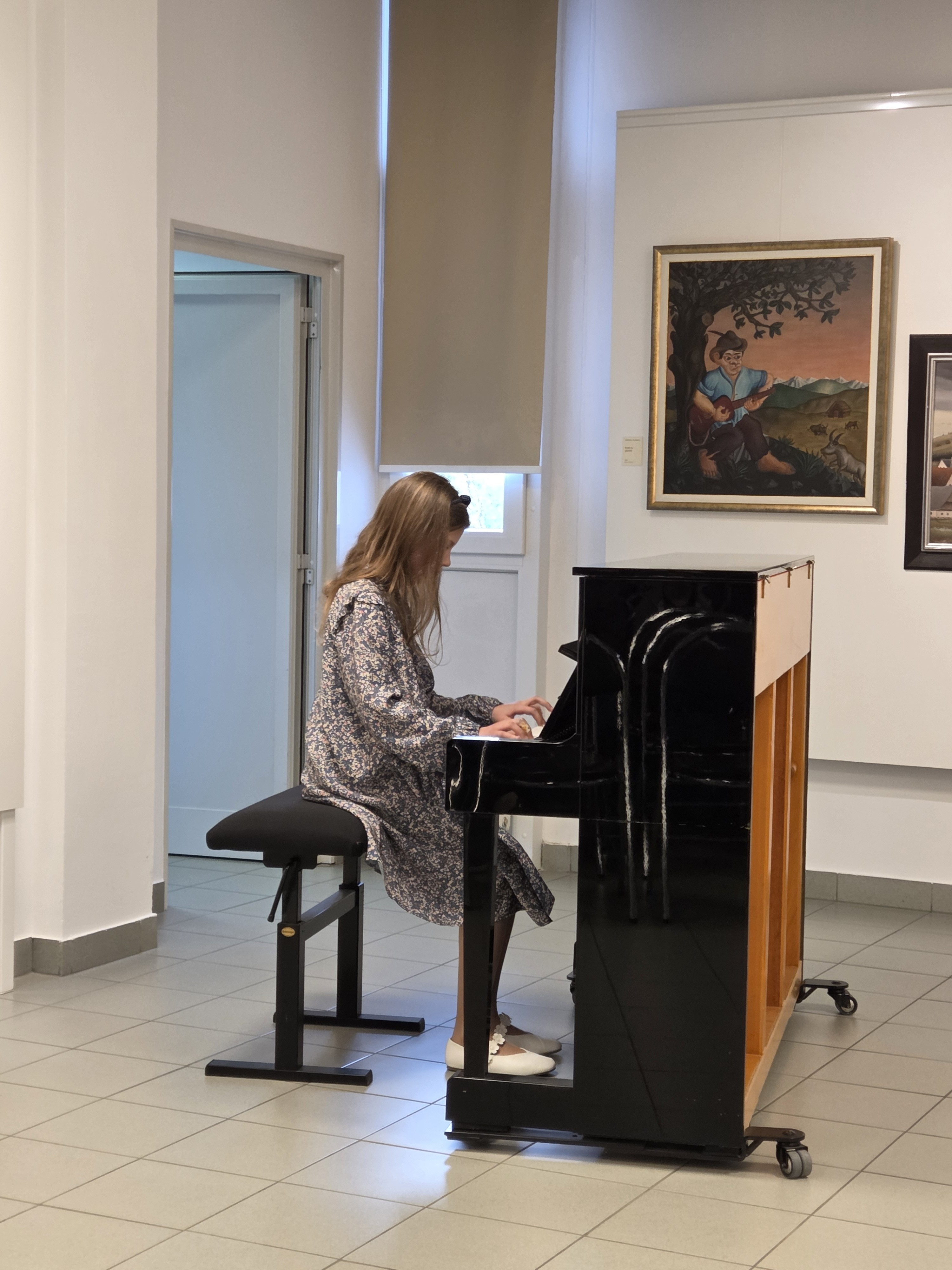 Četrti koncert iz cikla Mladi glasbeniki nastopajo v galeriji