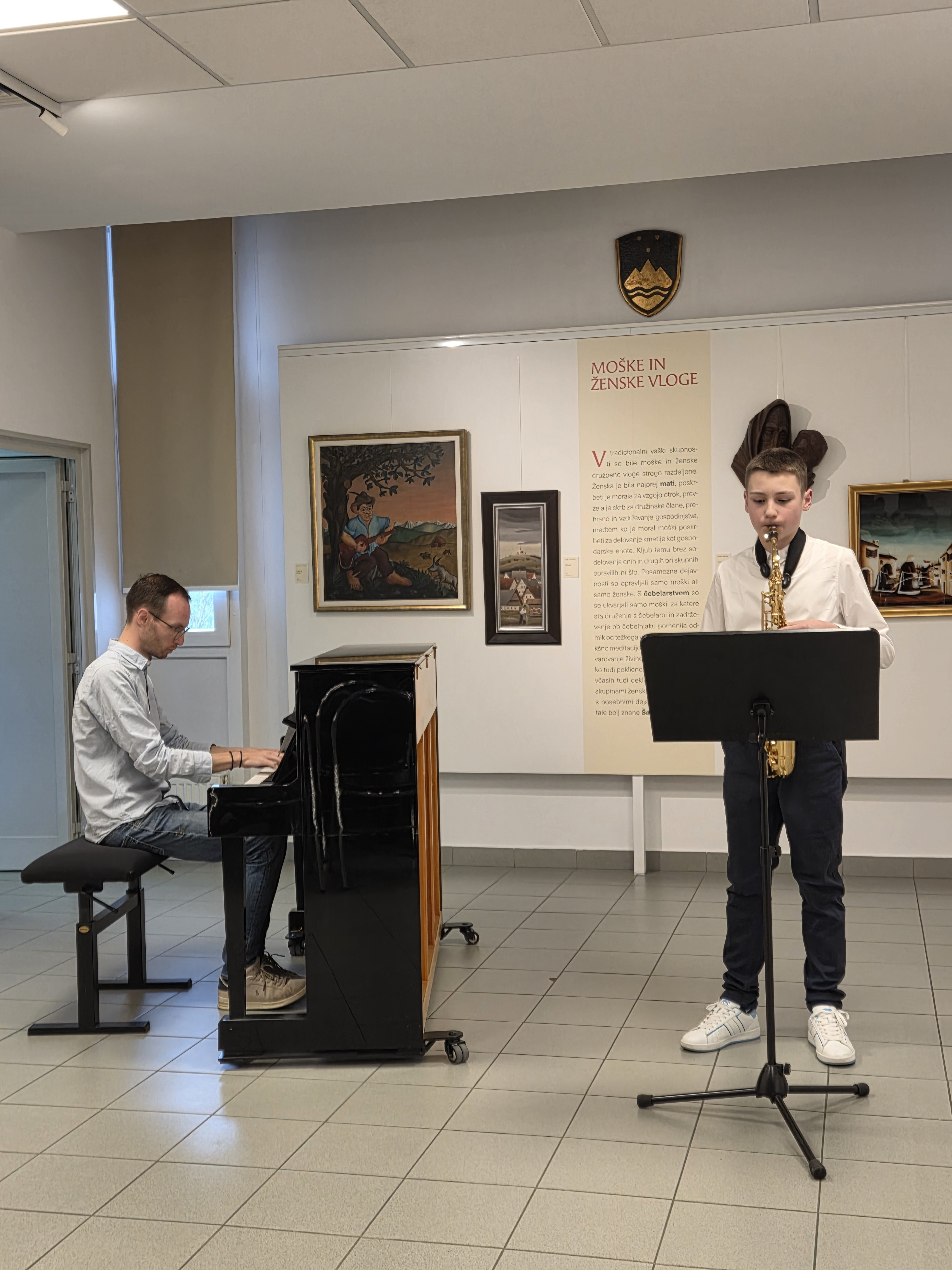 Četrti koncert iz cikla Mladi glasbeniki nastopajo v galeriji