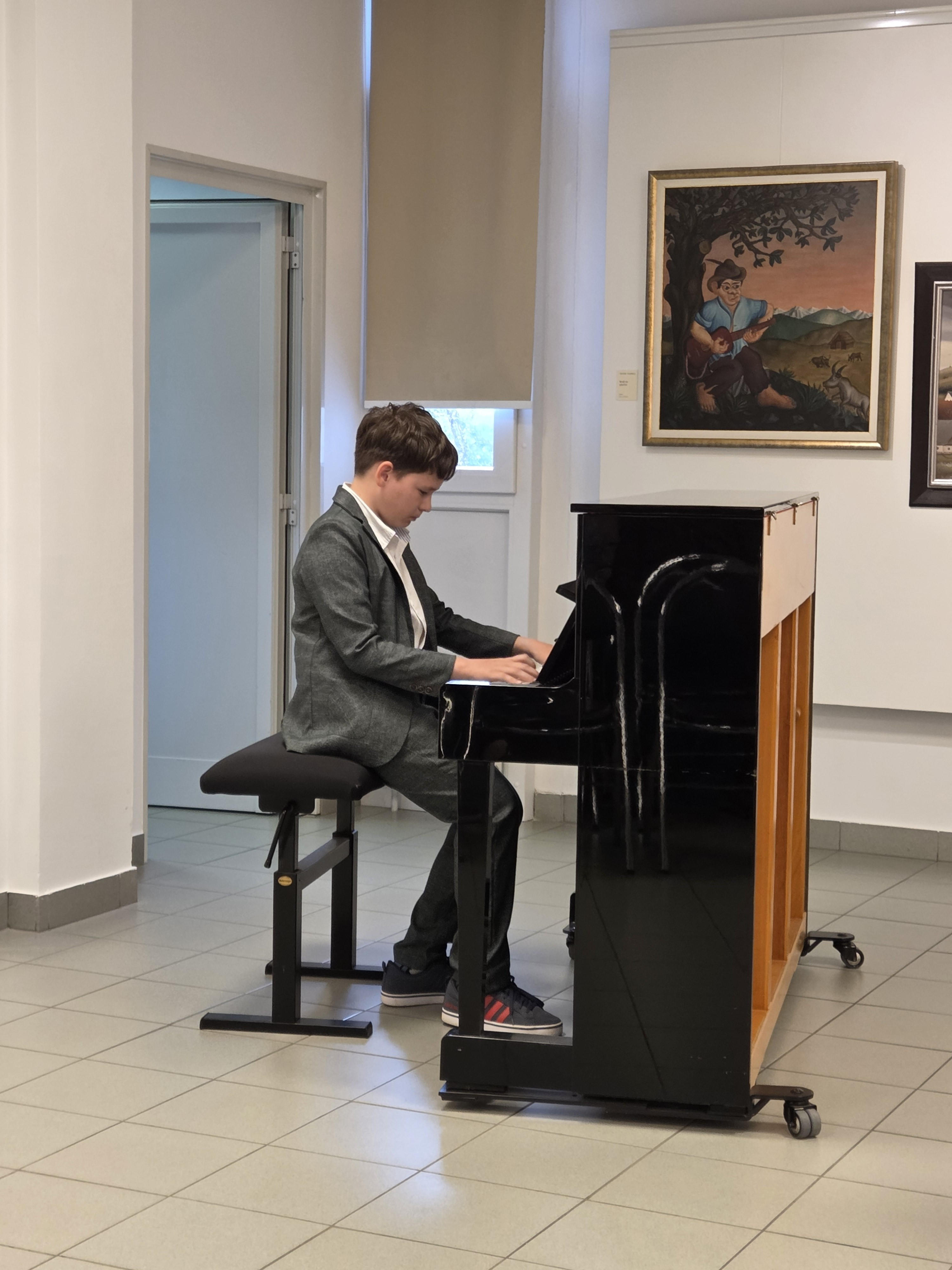 Četrti koncert iz cikla Mladi glasbeniki nastopajo v galeriji