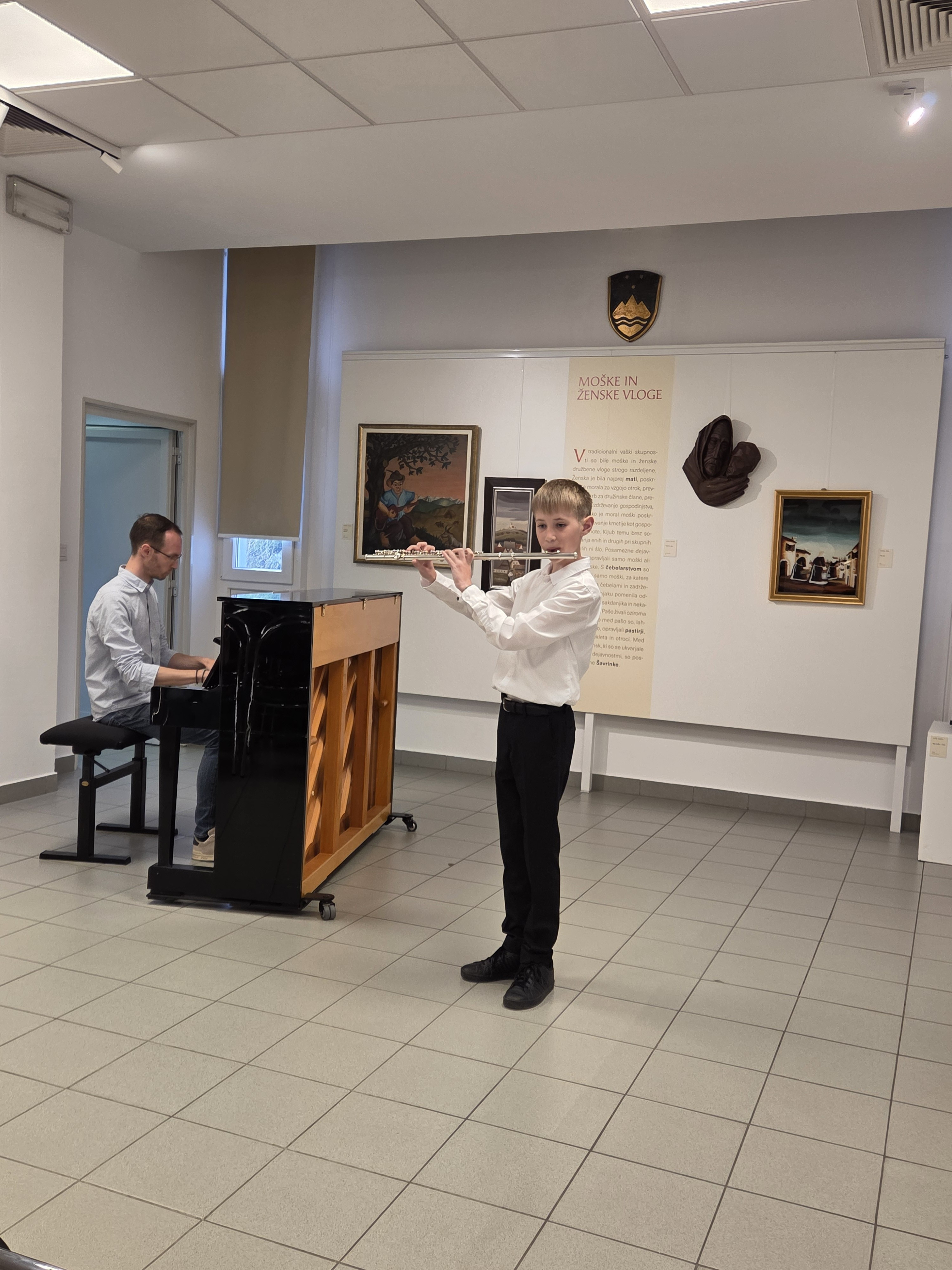 Četrti koncert iz cikla Mladi glasbeniki nastopajo v galeriji