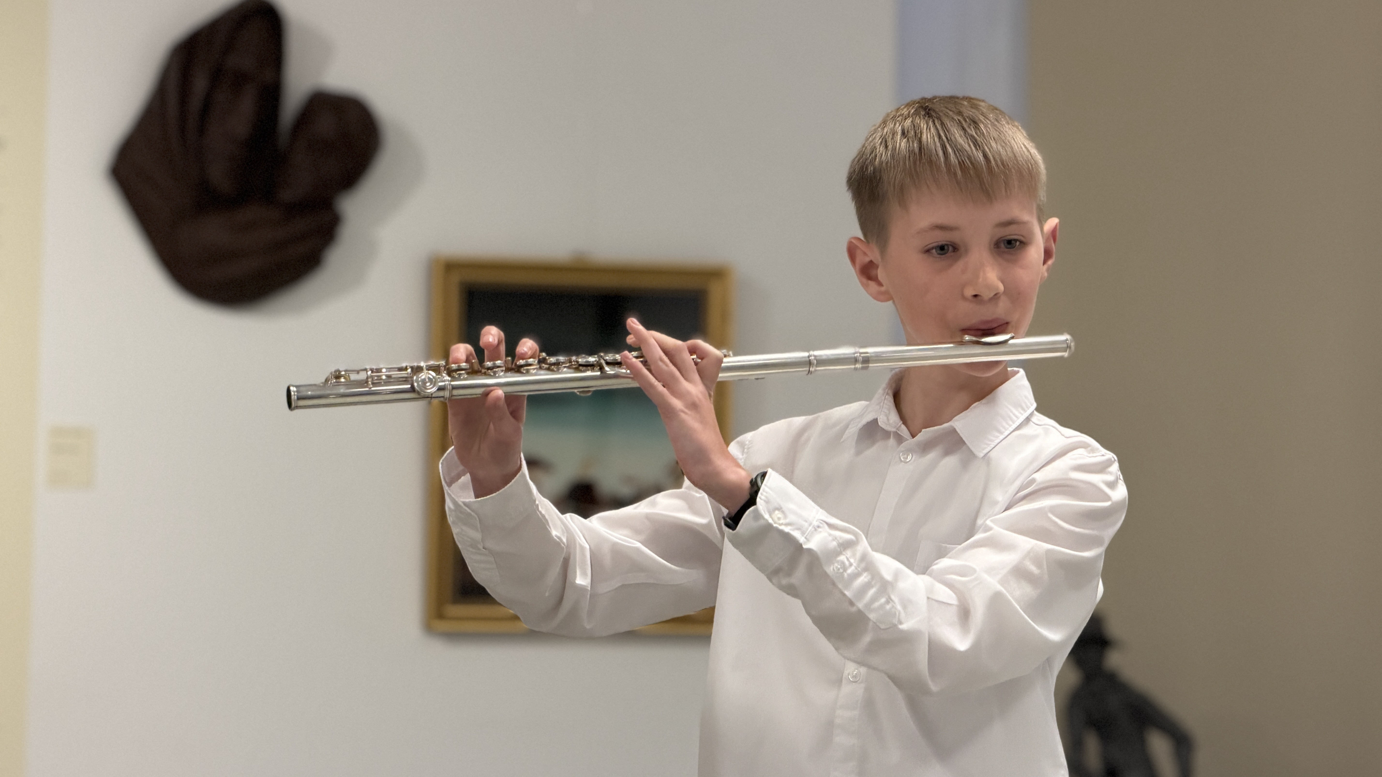 Četrti koncert iz cikla Mladi glasbeniki nastopajo v galeriji