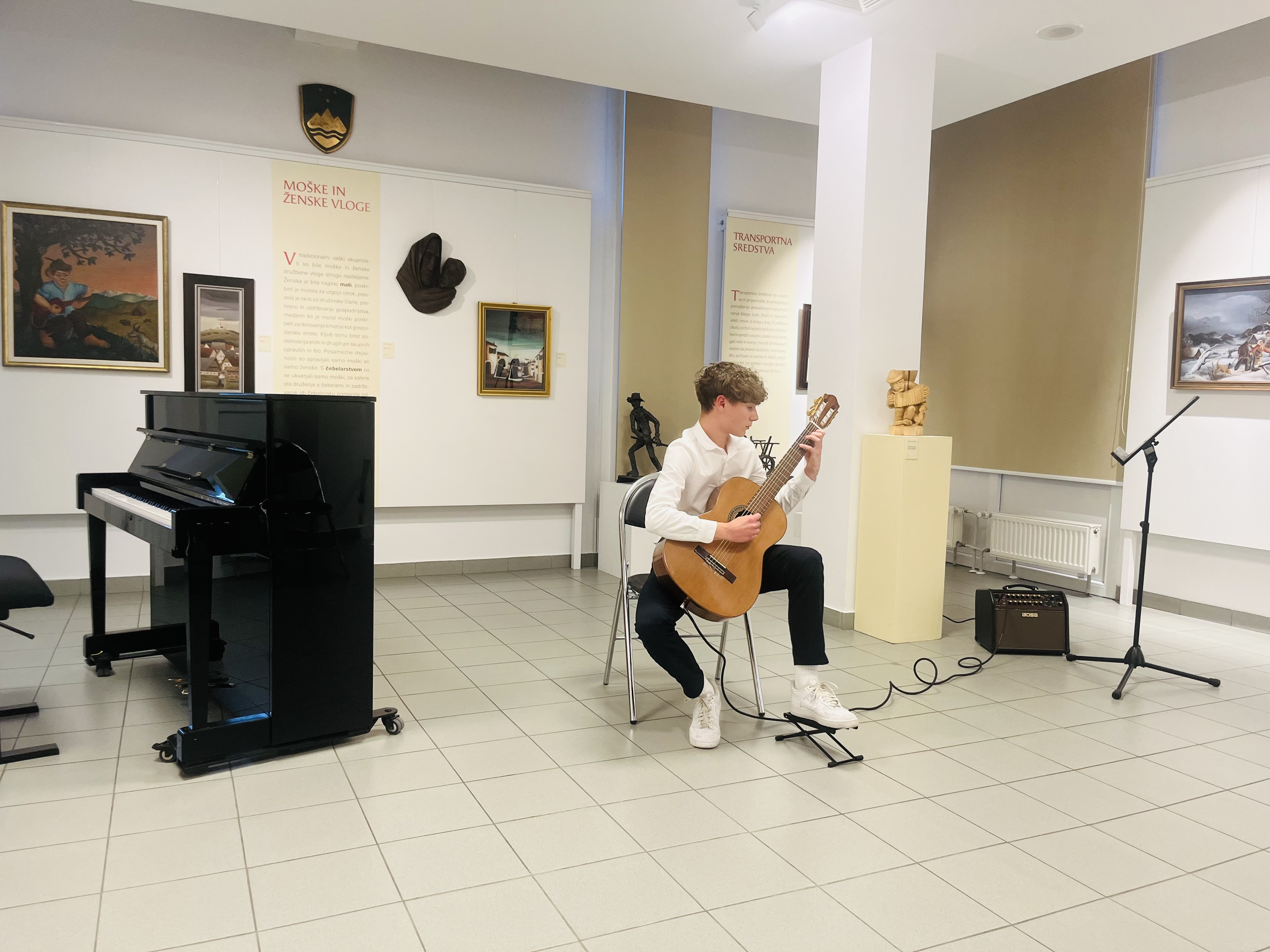 Četrti koncert iz cikla Mladi glasbeniki nastopajo v galeriji