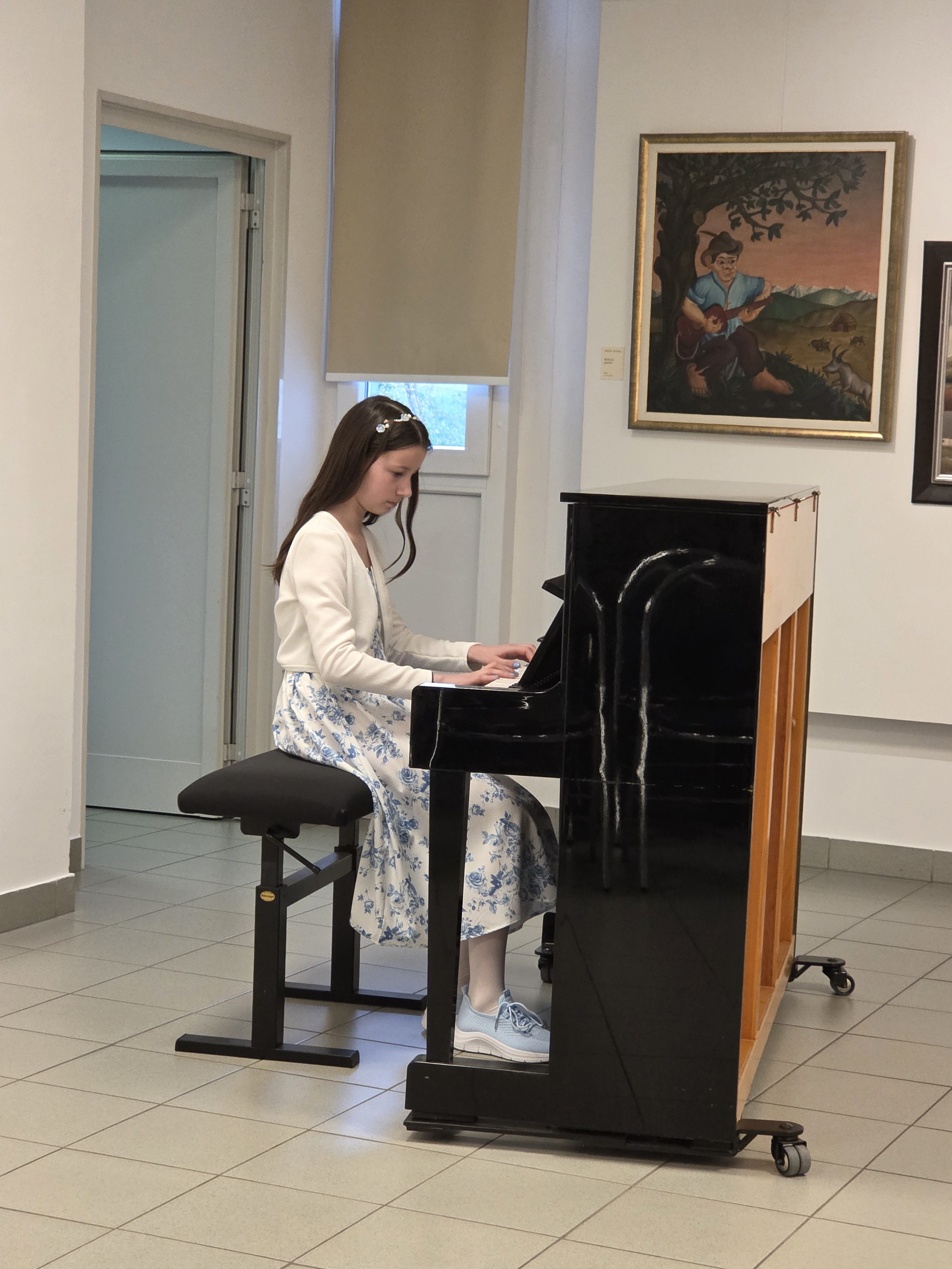 Četrti koncert iz cikla Mladi glasbeniki nastopajo v galeriji