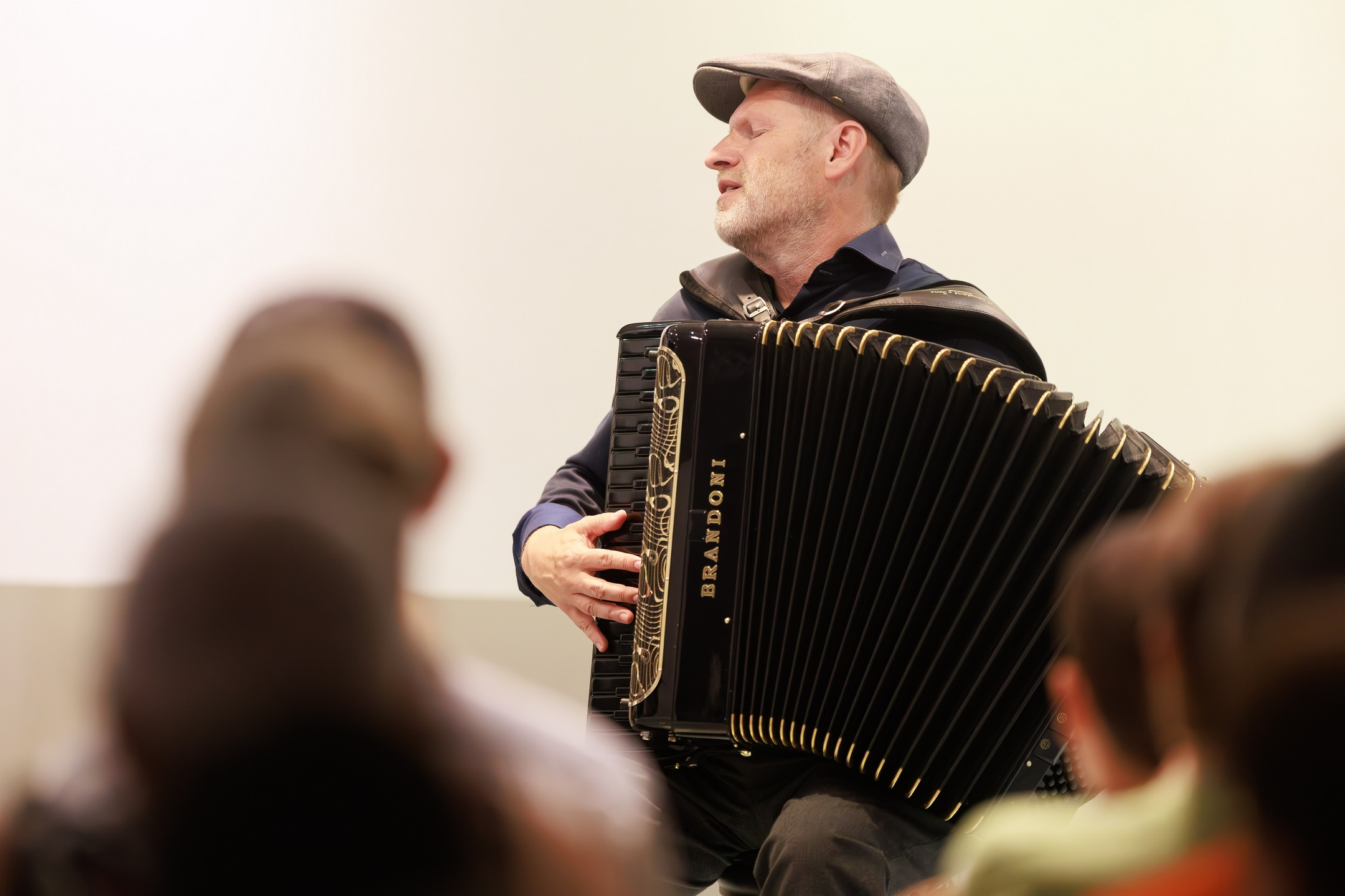 Četrtkova sozvočja, 5. koncert: Tori trio