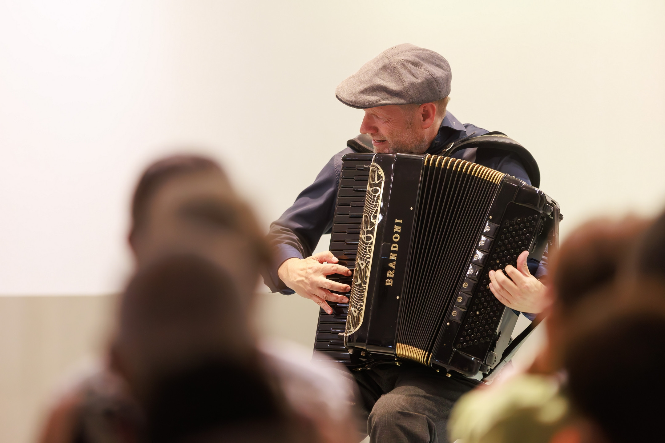 Četrtkova sozvočja, 5. koncert: Tori trio