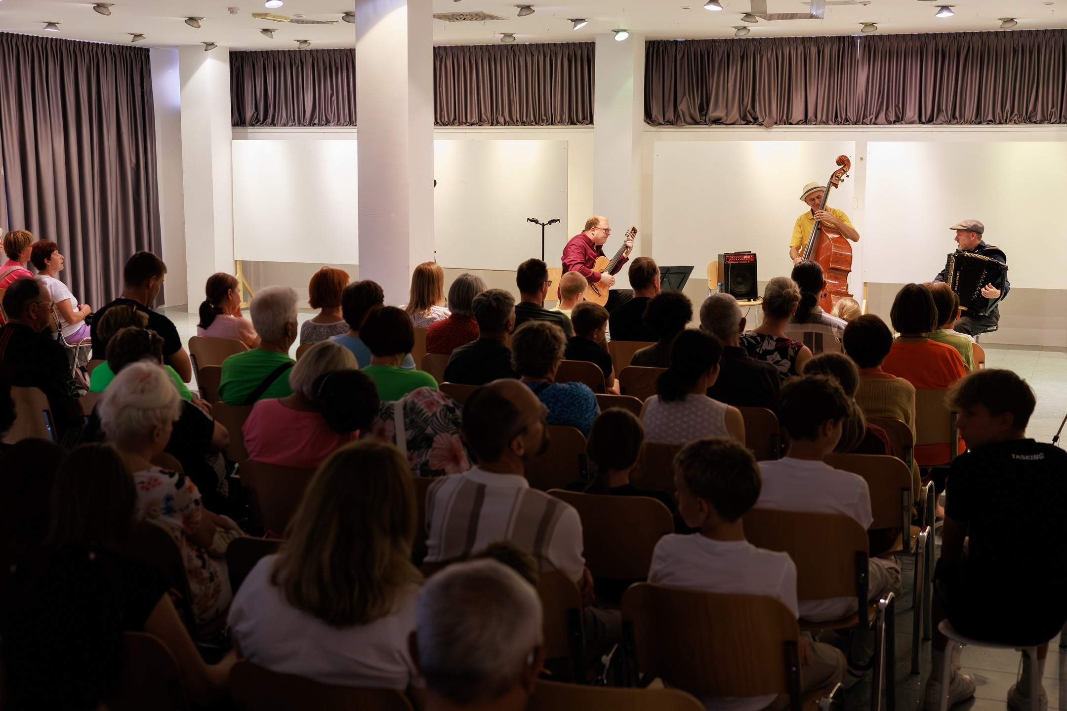 Četrtkova sozvočja, 5. koncert: Tori trio