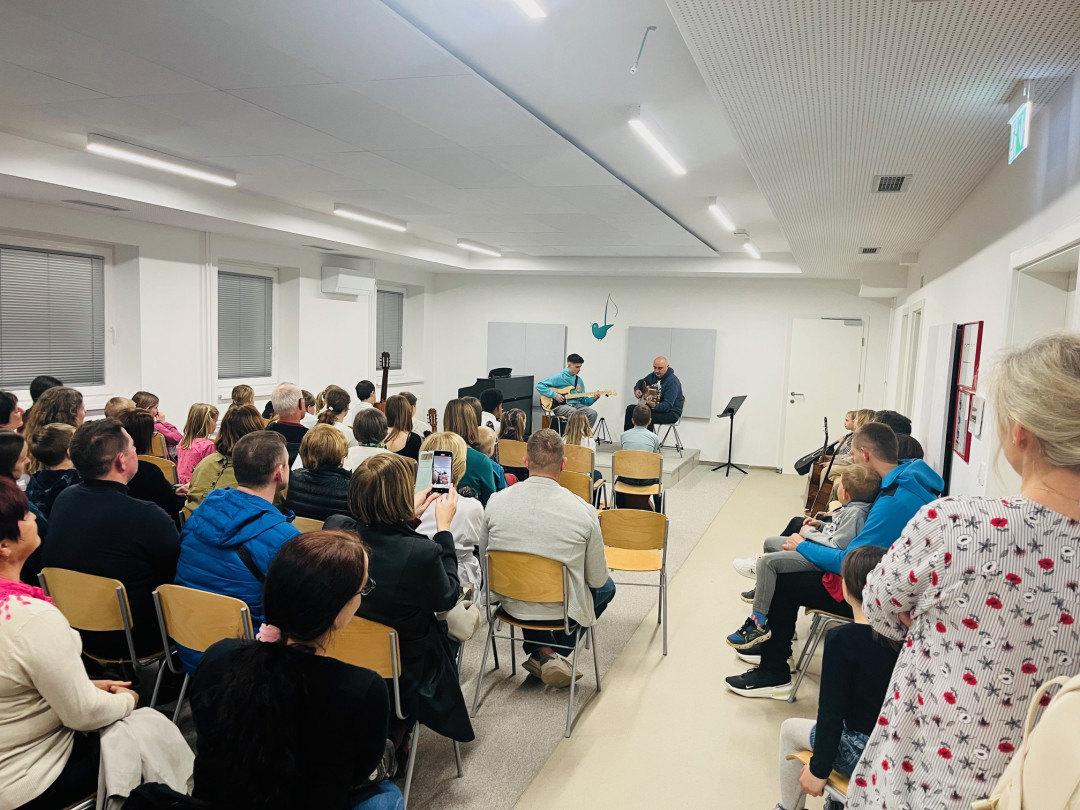 Interni nastop učencev kitare