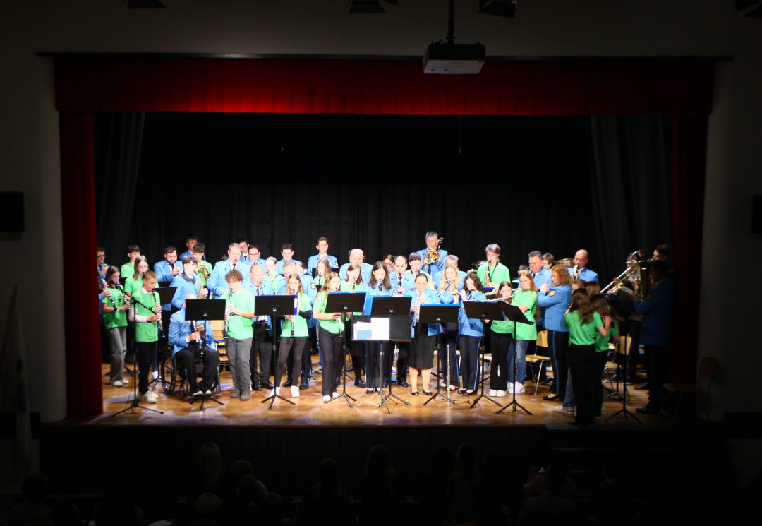 Koncert Občinskega pihalnega orkestra Trebnje in pihalnega orkestra Glasbene šole Trebnje