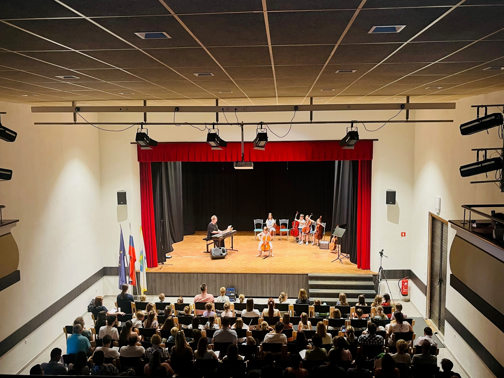 Koncert učencev 1. razredov