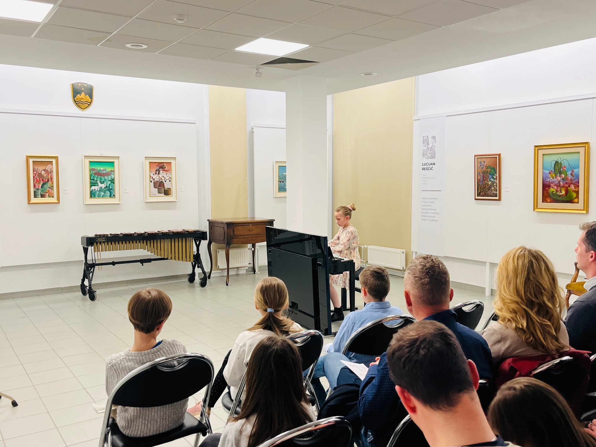 Mladi glasbeniki nastopajo v galeriji - 2. koncert