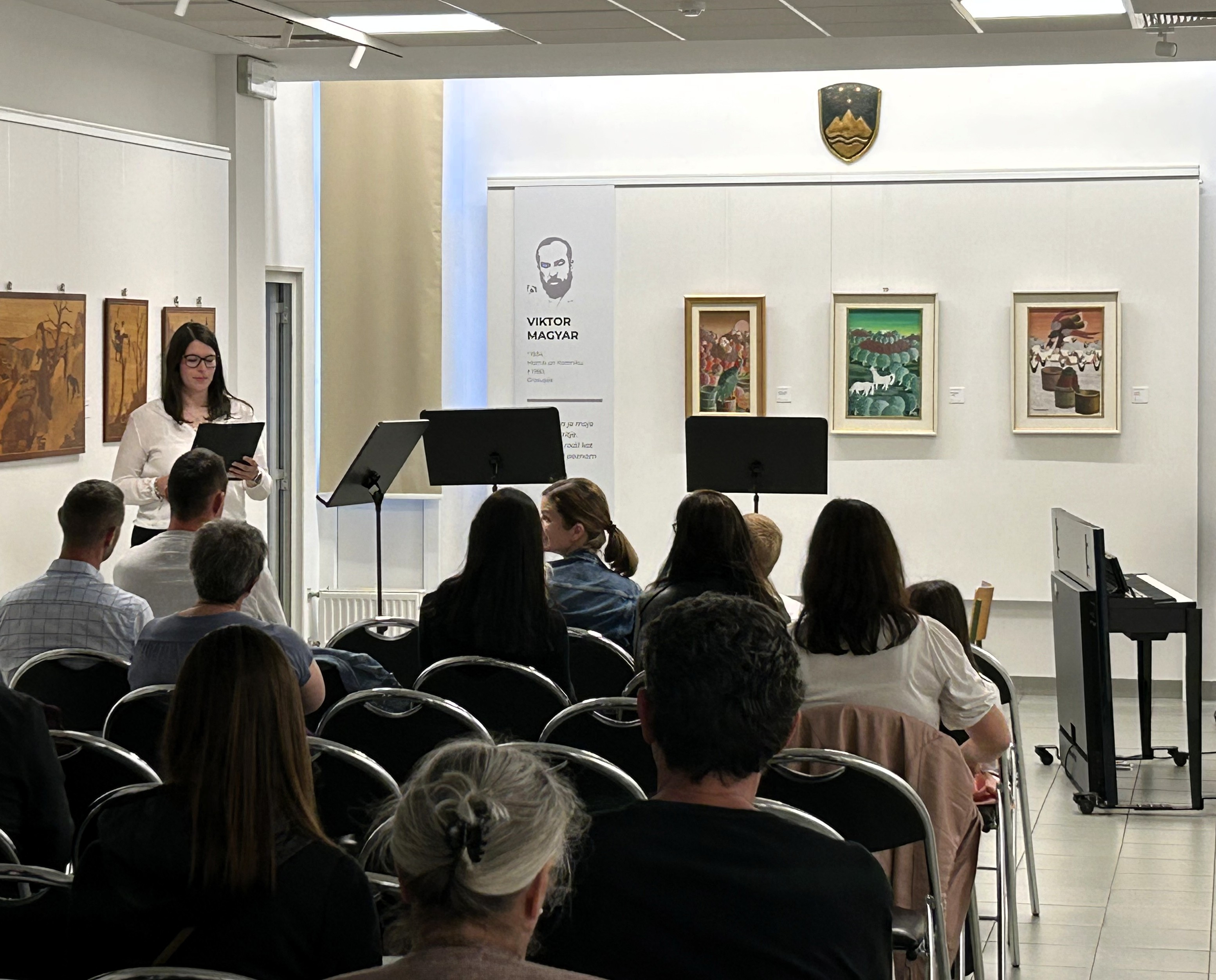 Mladi glasbeniki nastopajo v galeriji - 4. koncert