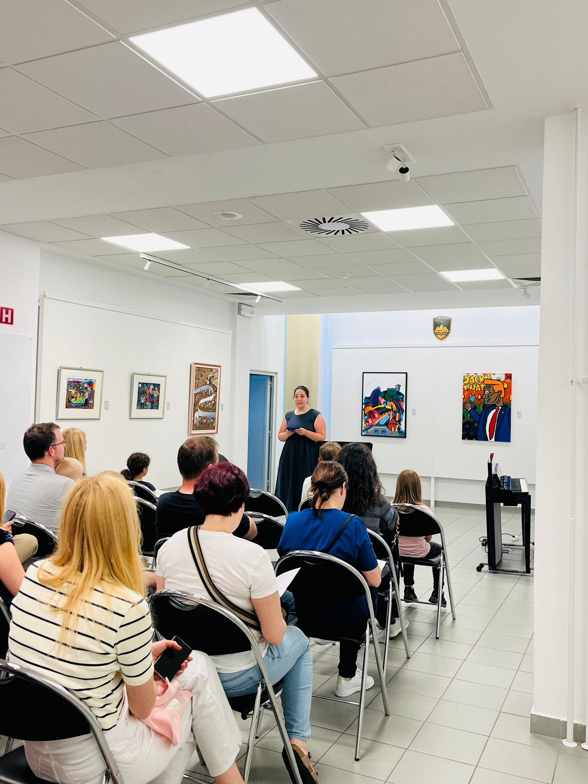 Mladi glasbeniki nastopajo v galeriji - 5. koncert