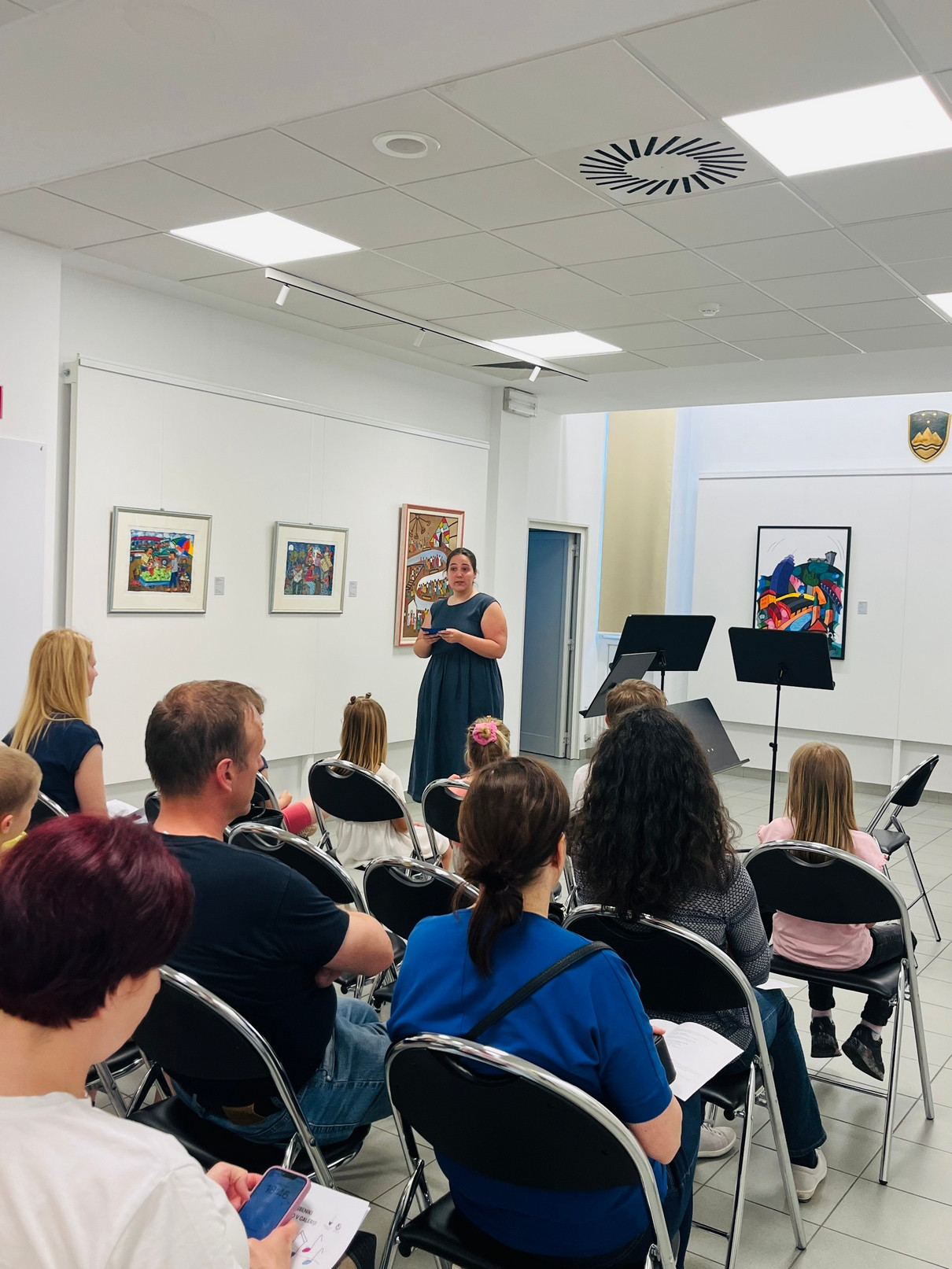 Mladi glasbeniki nastopajo v galeriji - 5. koncert