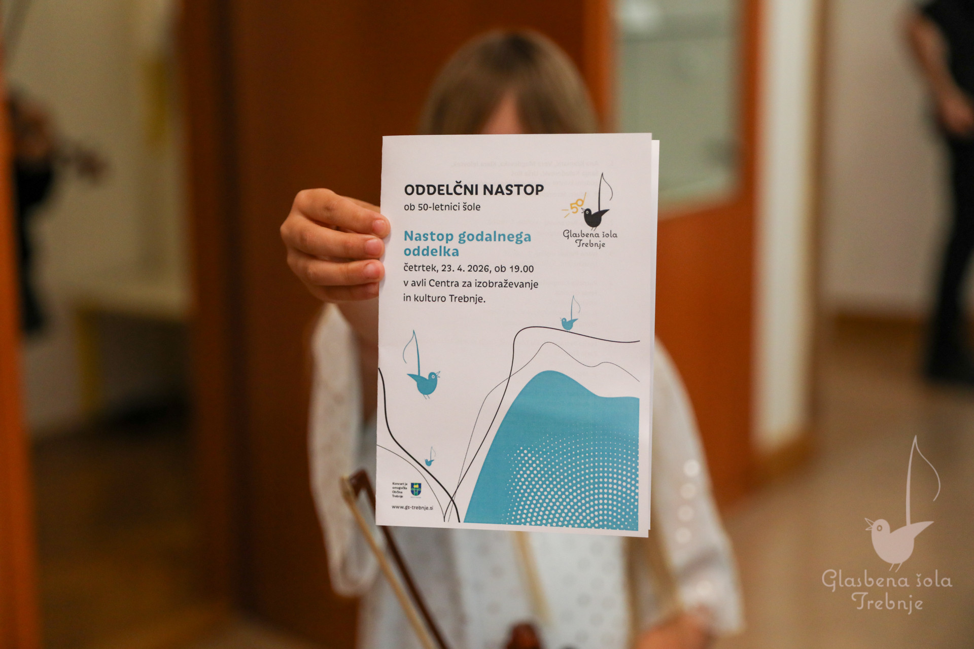 Nastop godalnega oddelka ob 50-letnici šole