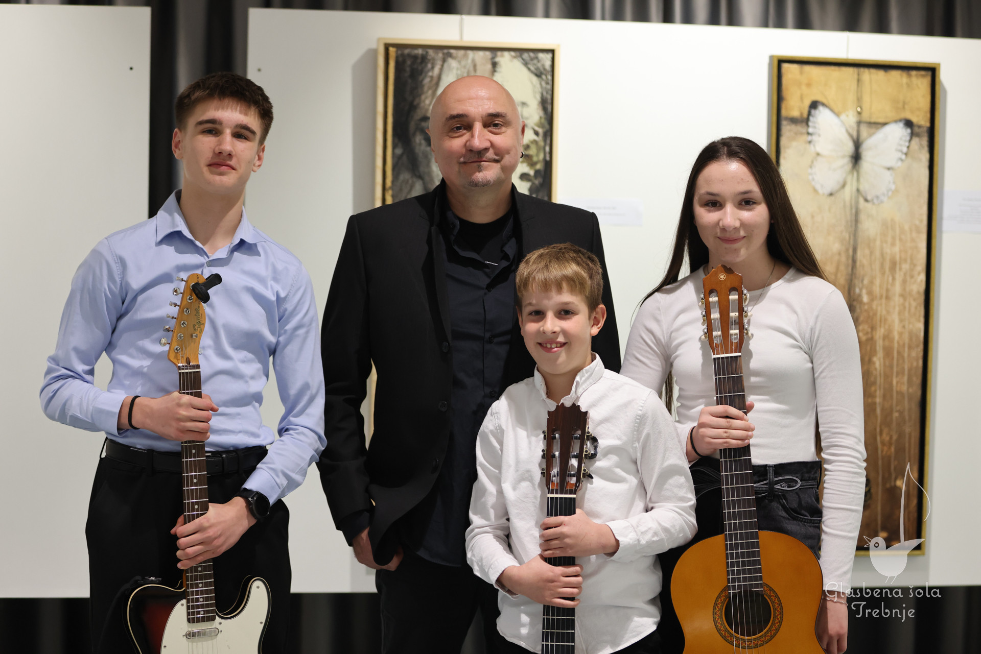 Nastop kitarskega in harmonikarskega oddelka ob 50-letnici šole