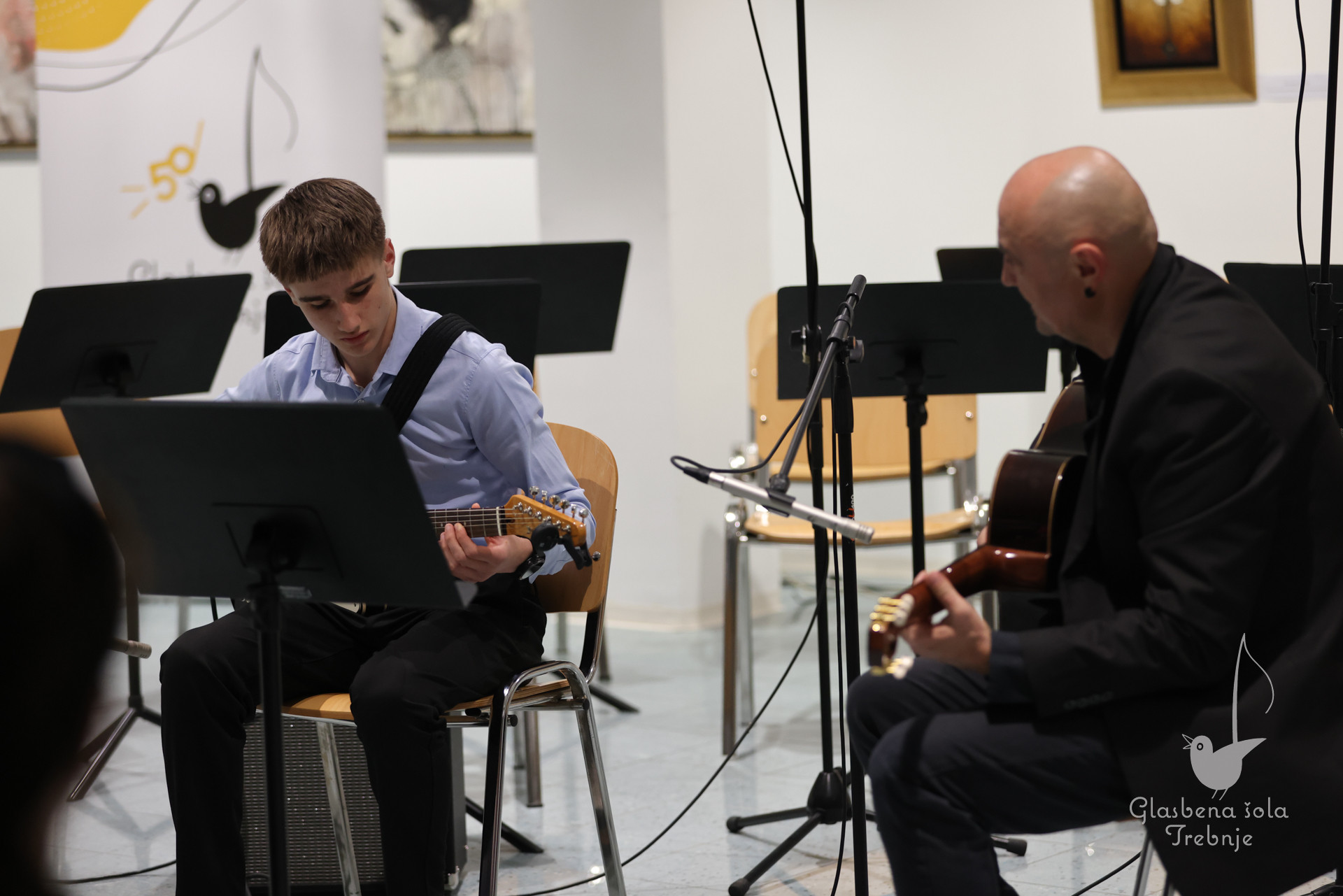 Nastop kitarskega in harmonikarskega oddelka ob 50-letnici šole