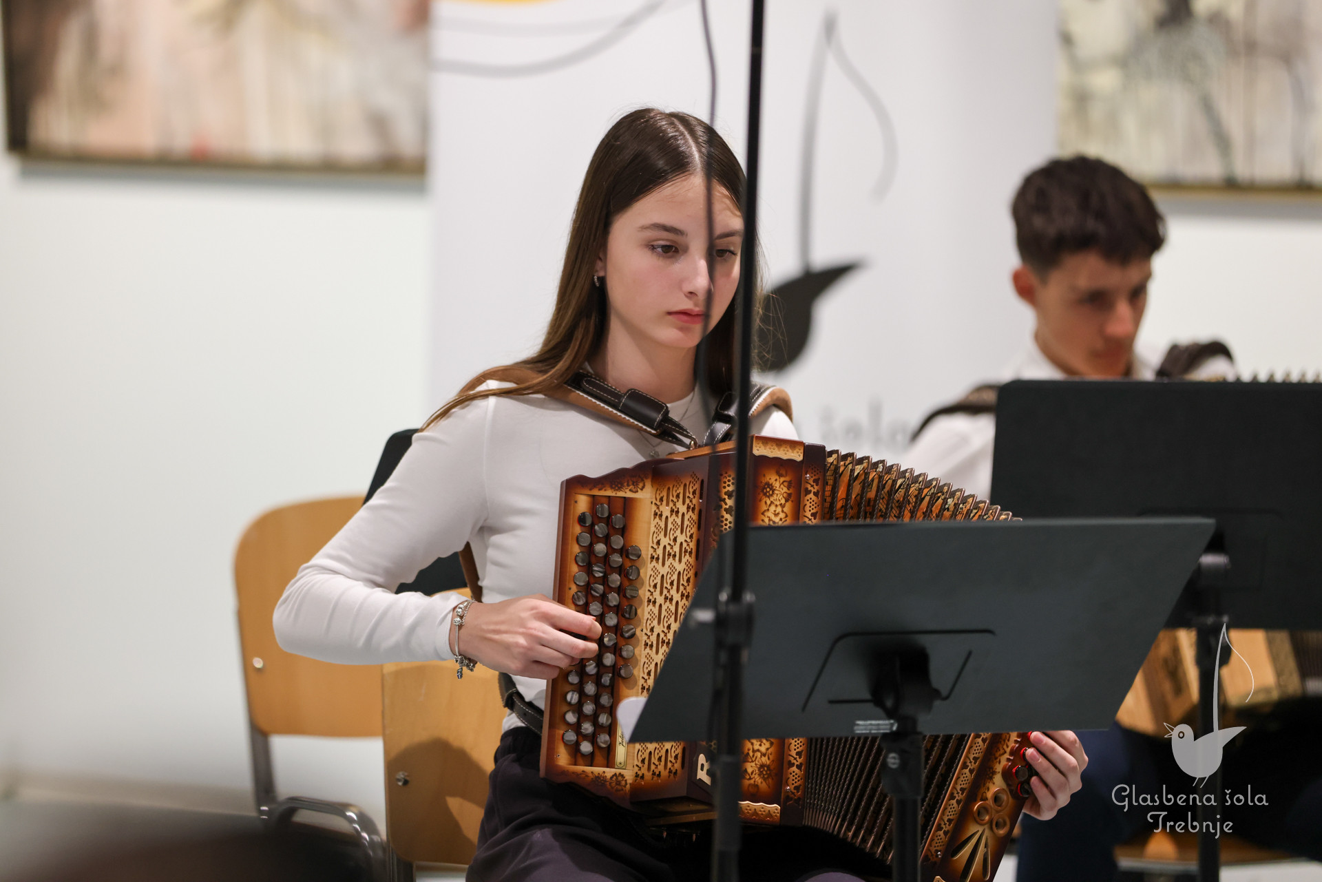Nastop kitarskega in harmonikarskega oddelka ob 50-letnici šole