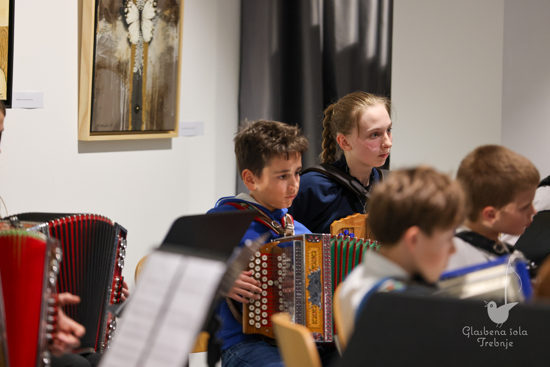 Nastop kitarskega in harmonikarskega oddelka ob 50-letnici šole