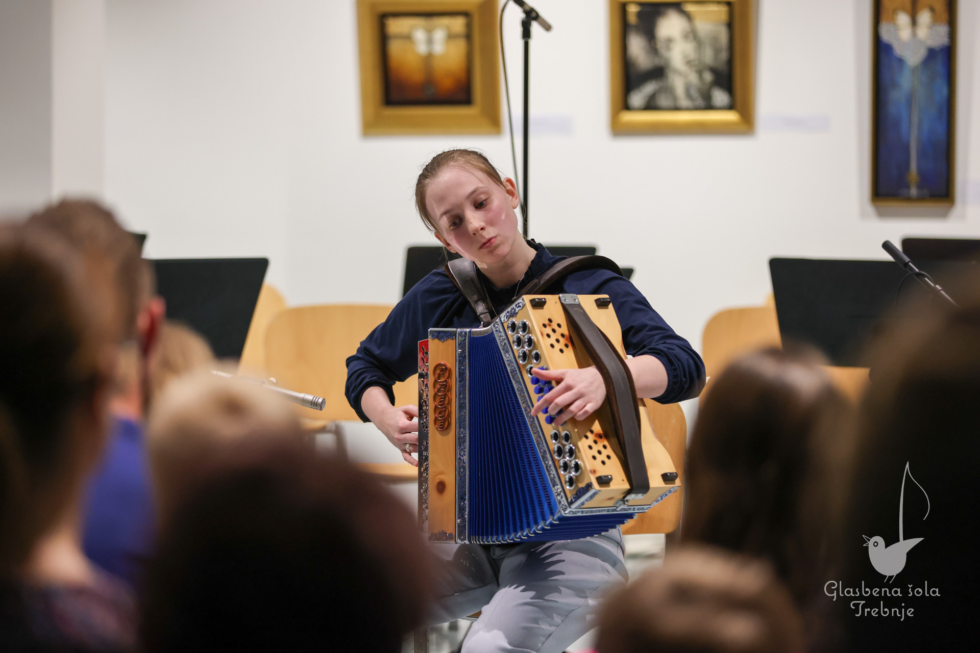 Nastop kitarskega in harmonikarskega oddelka ob 50-letnici šole