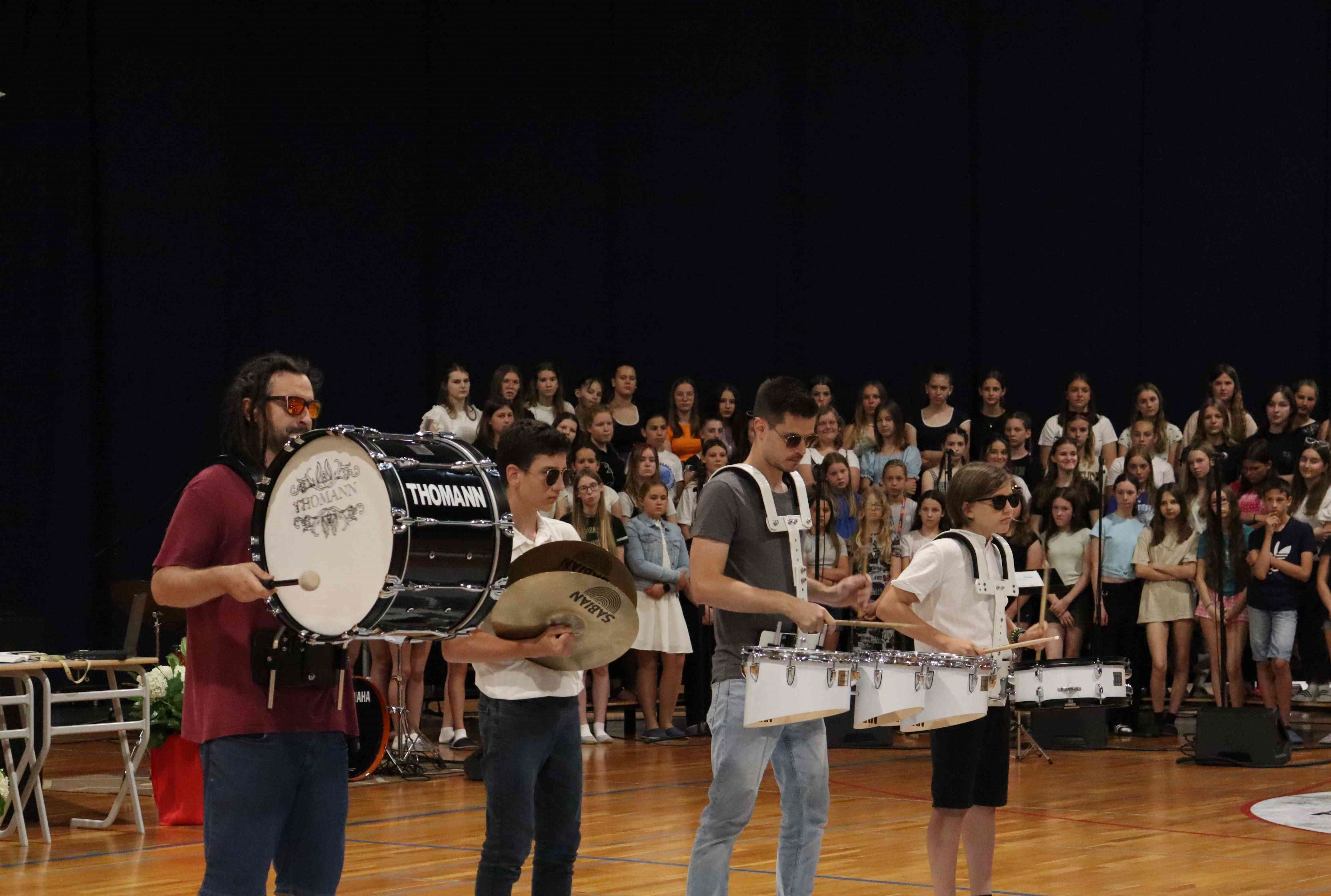 Nastop na proslavi ob dnevu državnosti v OŠ Trebnje