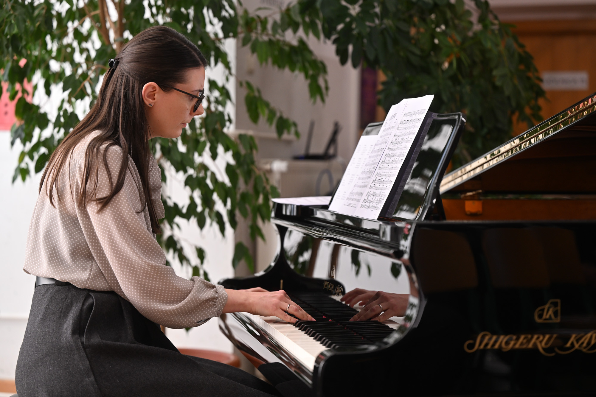 Nastop pevskega oddelka ob 50-letnici šole