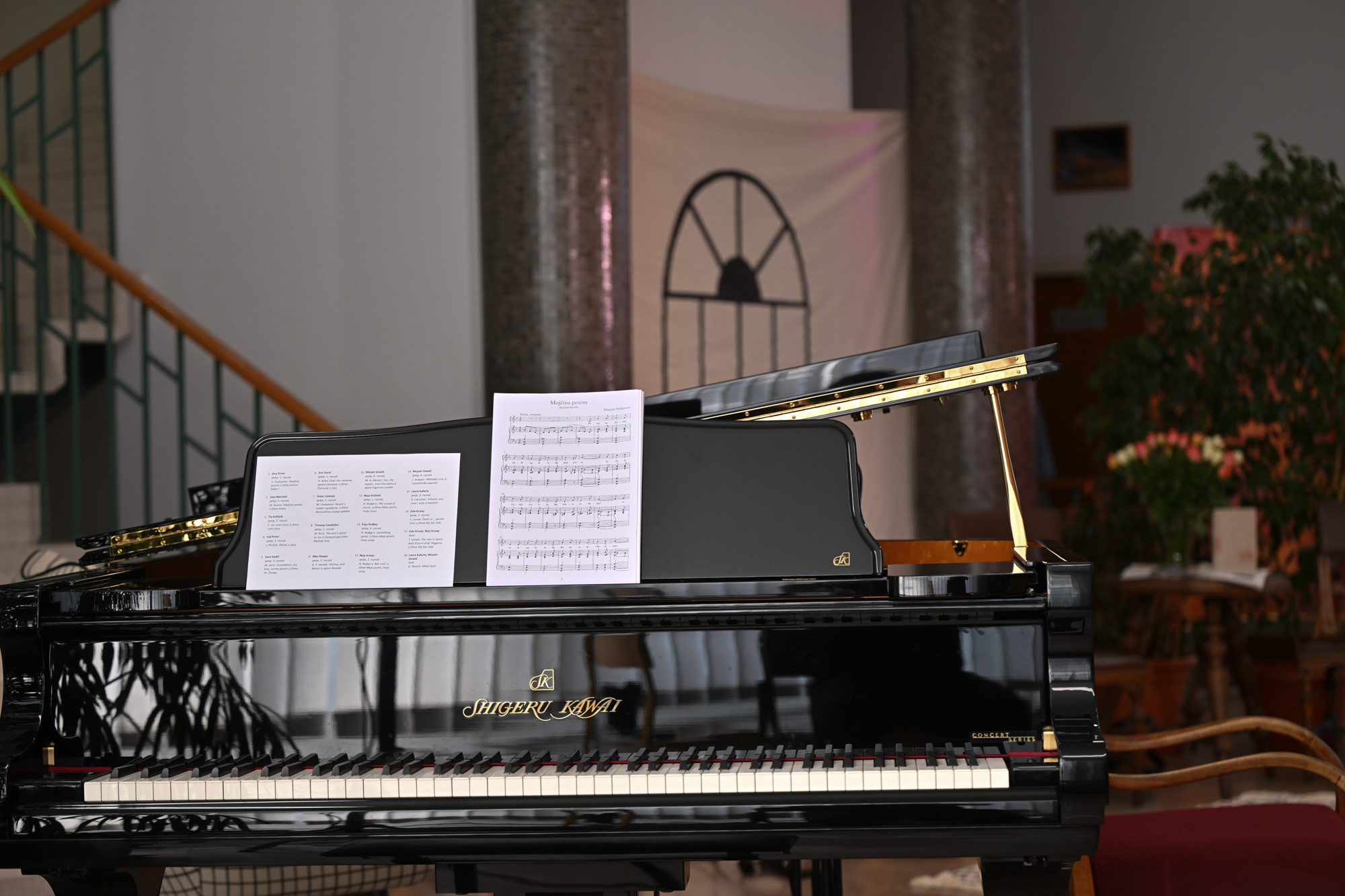 Nastop pevskega oddelka ob 50-letnici šole