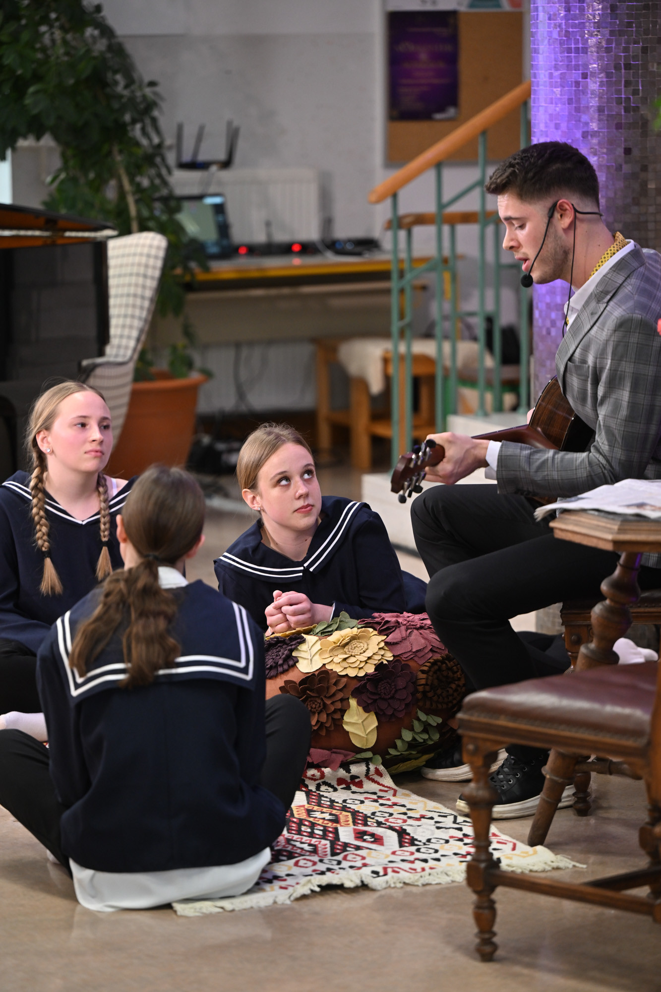 Nastop pevskega oddelka ob 50-letnici šole