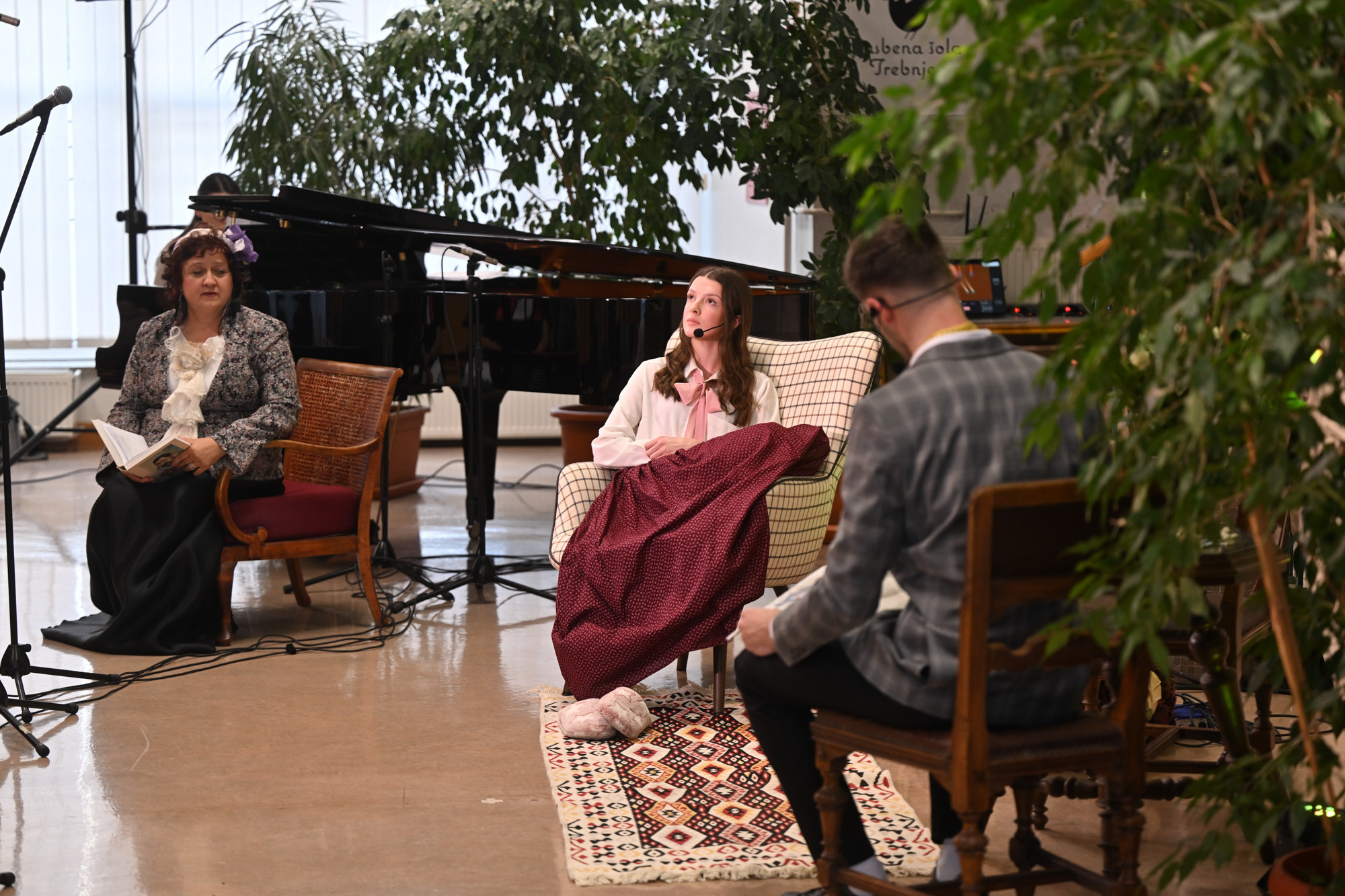 Nastop pevskega oddelka ob 50-letnici šole