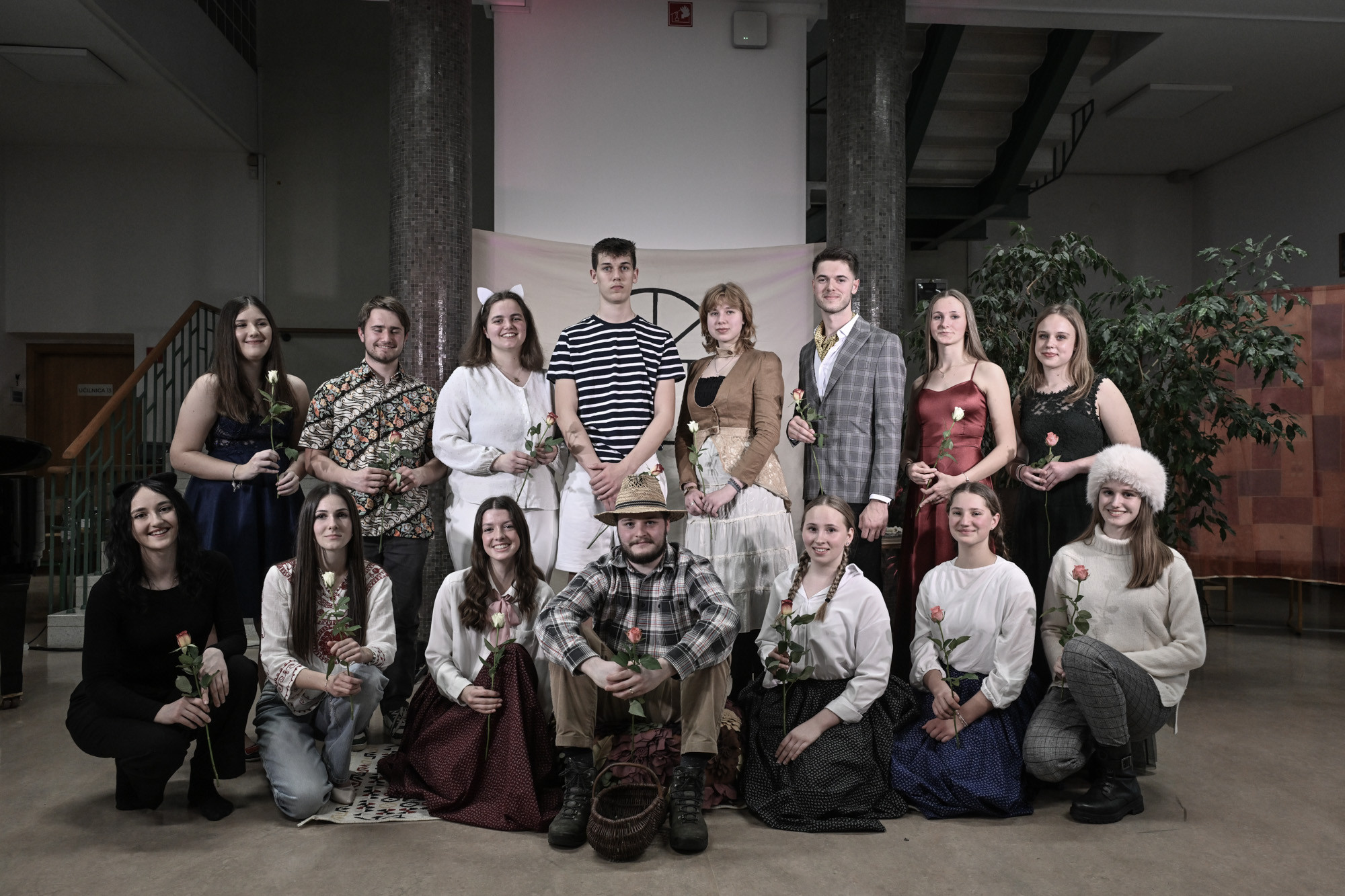 Nastop pevskega oddelka ob 50-letnici šole